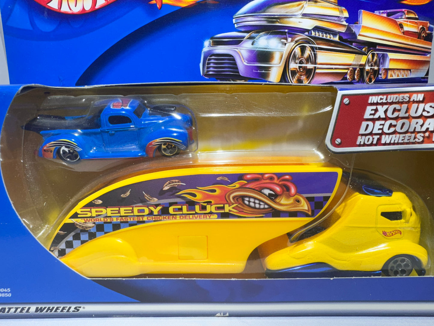 Hot Wheels Pavement Pounder – World’s Fastest Chicken Delivery (2001 Mattel)