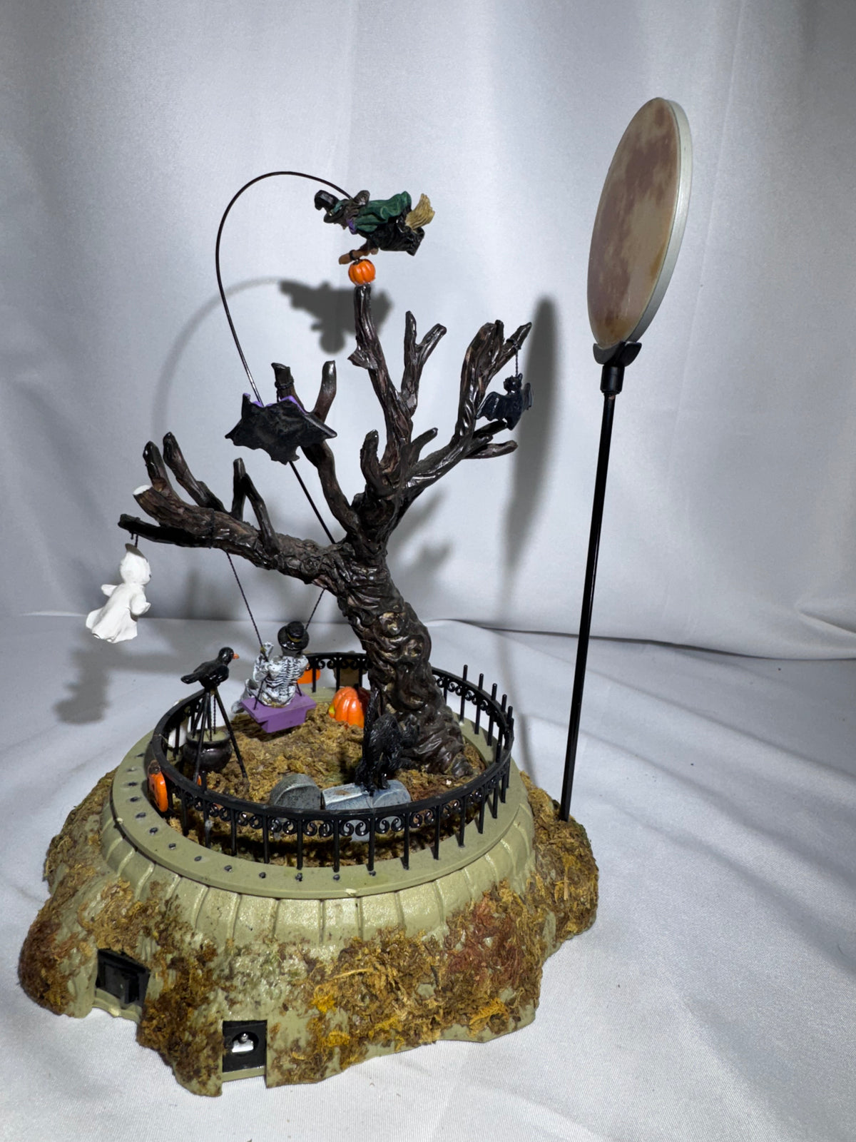 Lemax Spooky Town Witch’s Joyride #44109 – 2004 – Retired – AS-IS / Repair