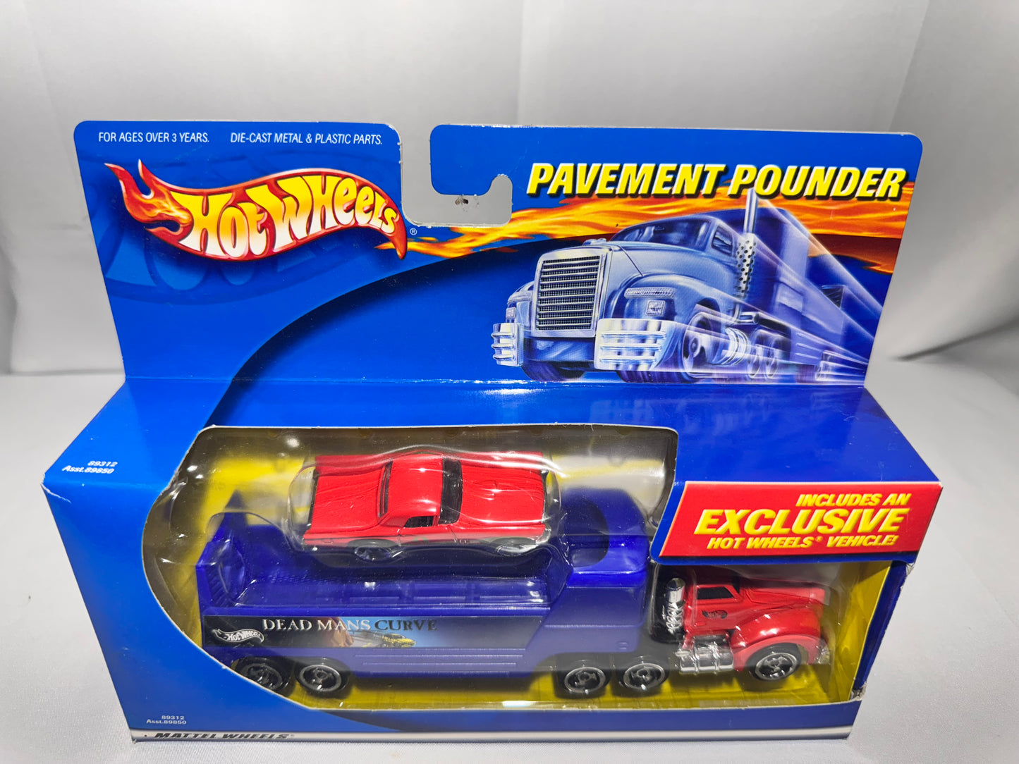 Hot Wheels Pavement Pounder – Dead Man’s Curve (2000 Mattel)