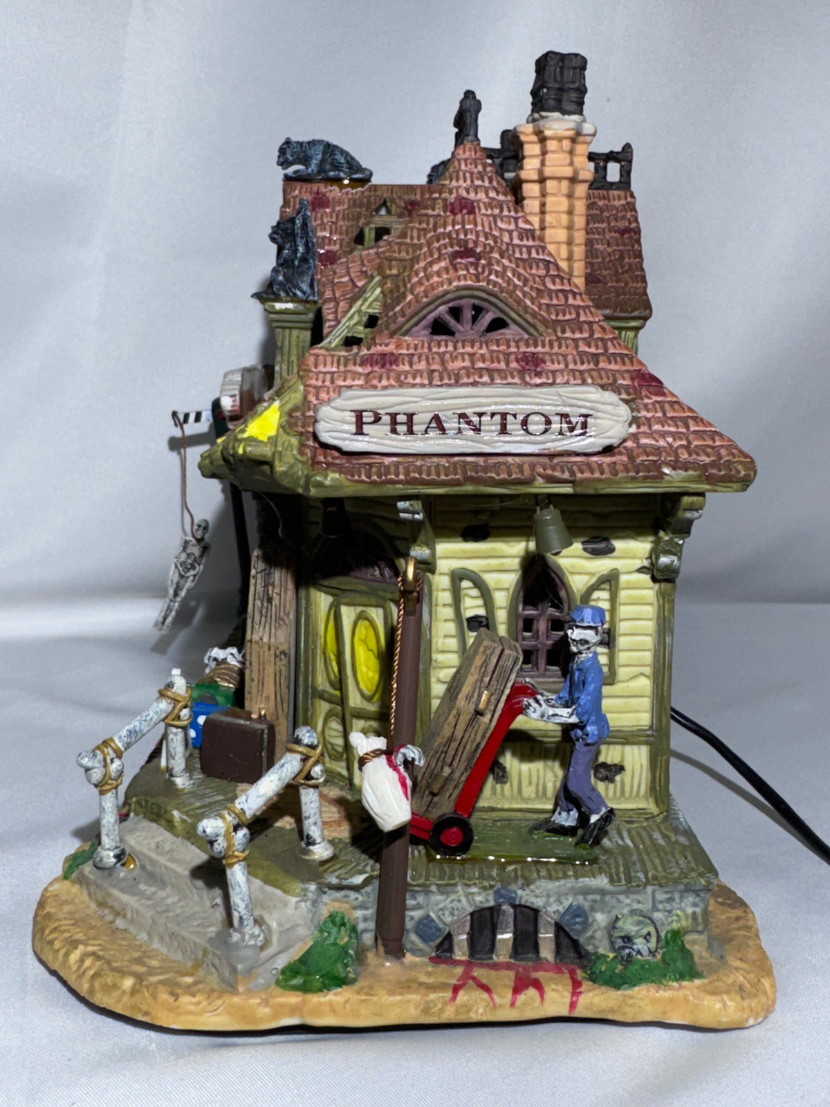 Lemax Spooky Town Phantom Station #85661 – 2008 – Retired 2015 – Haunted Halloween Village