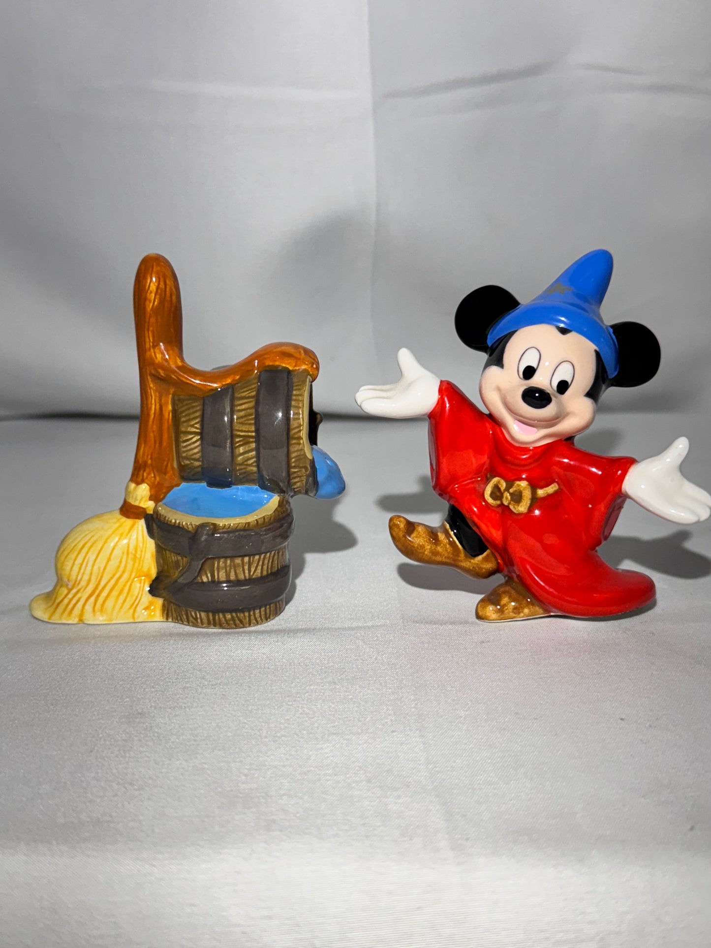 Mickey Mouse- Fantasia-Salt and Pepper shakers- Disney