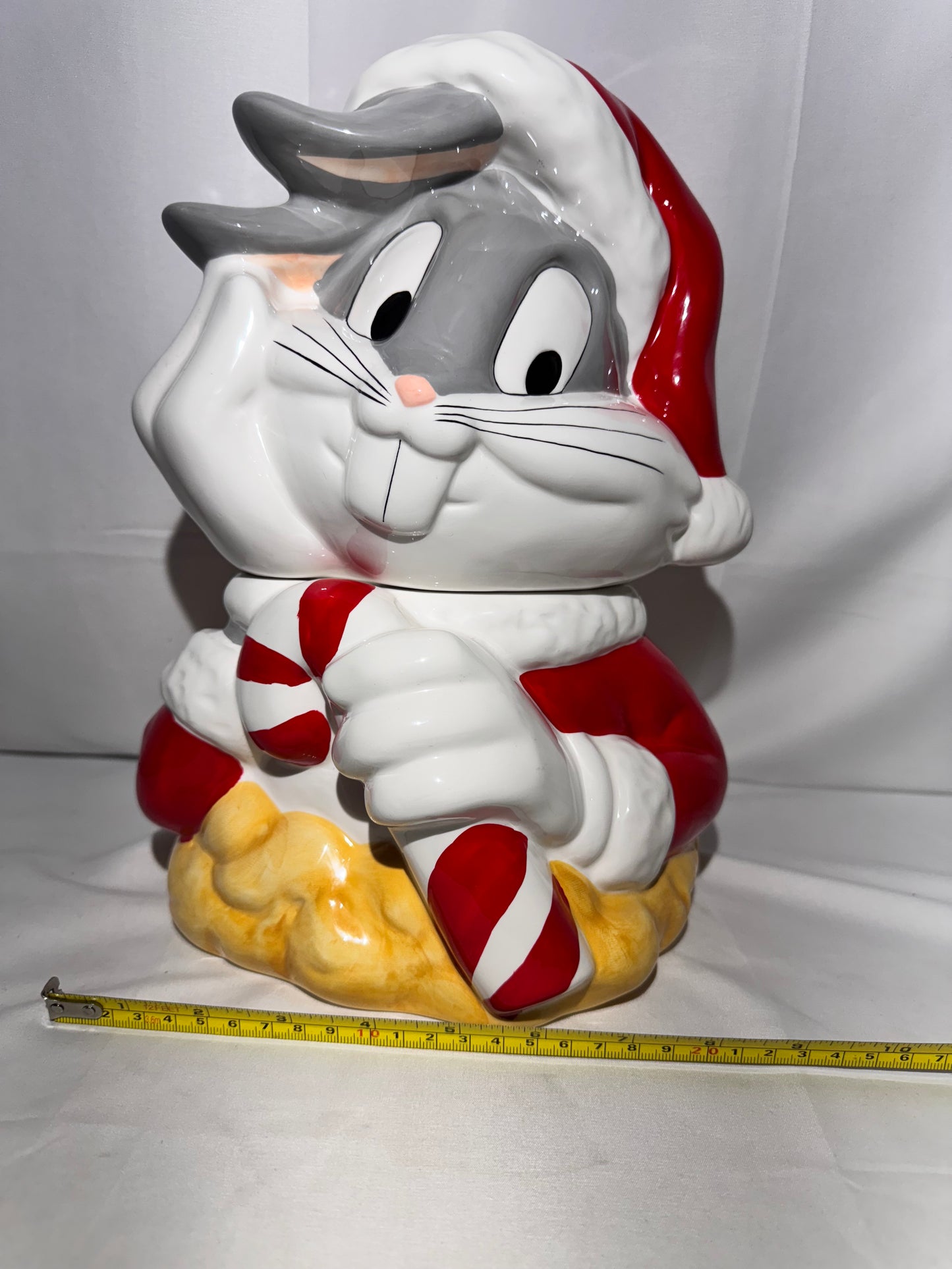 Vintage 1993 Looney Tunes Bugs Bunny Santa Cookie Jar Warner Brothers Christmas