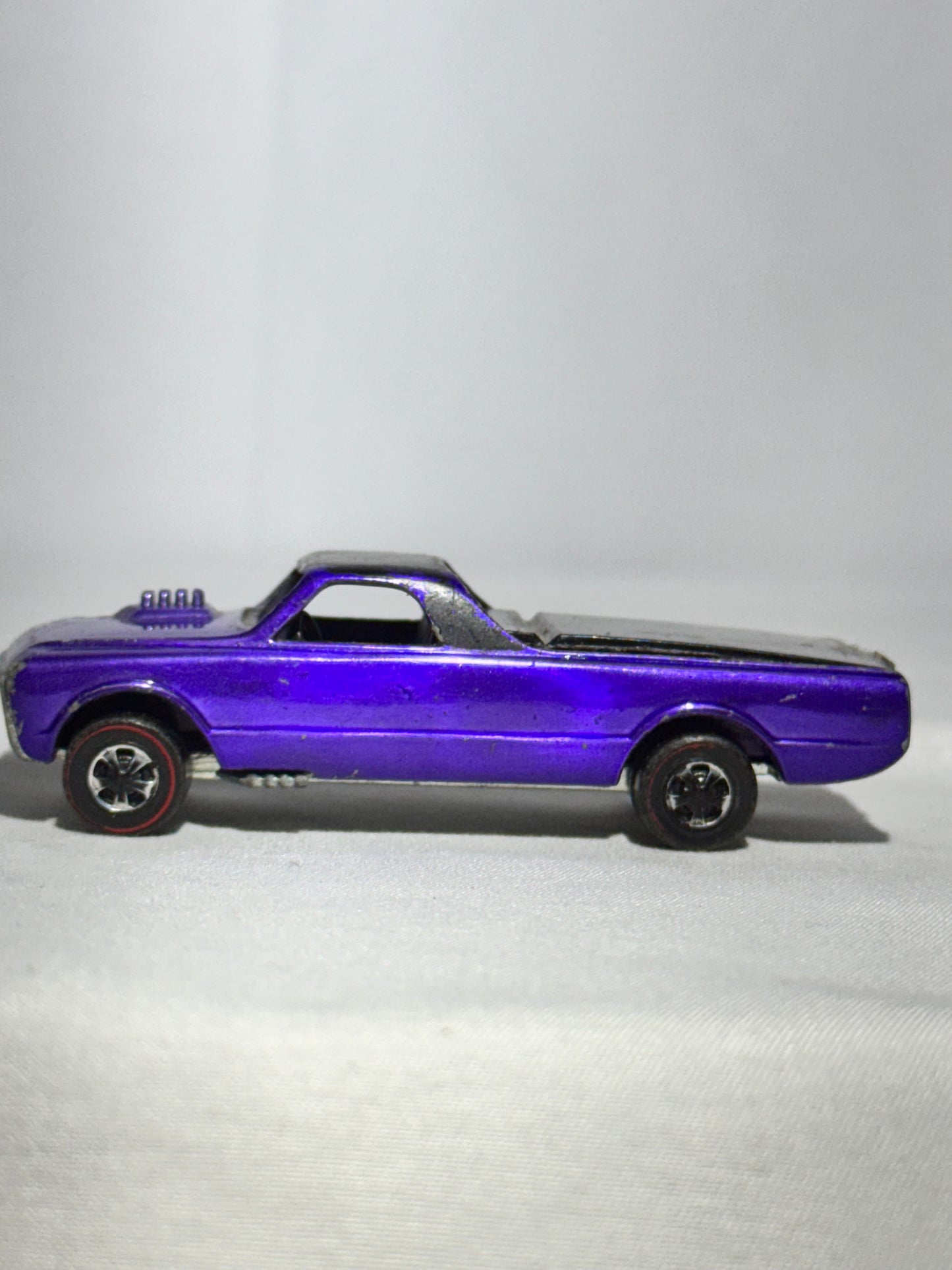 Hot Wheels Custom Fleetside – 1968 Redline – Metallic Purple