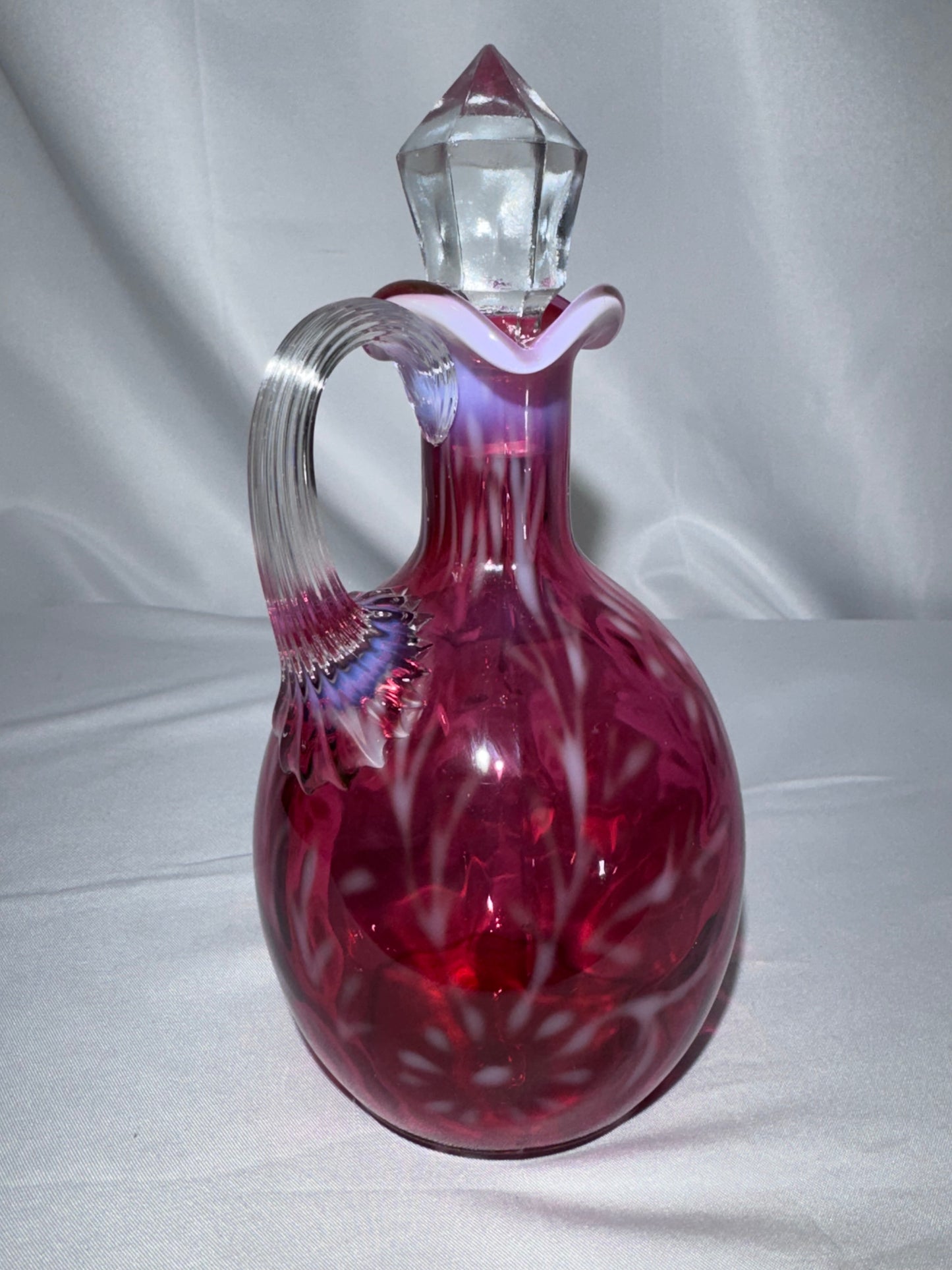Vintage Cranberry Opalescent “Daisy & Fern” Glass Cruet – 7” – Faceted Stopper