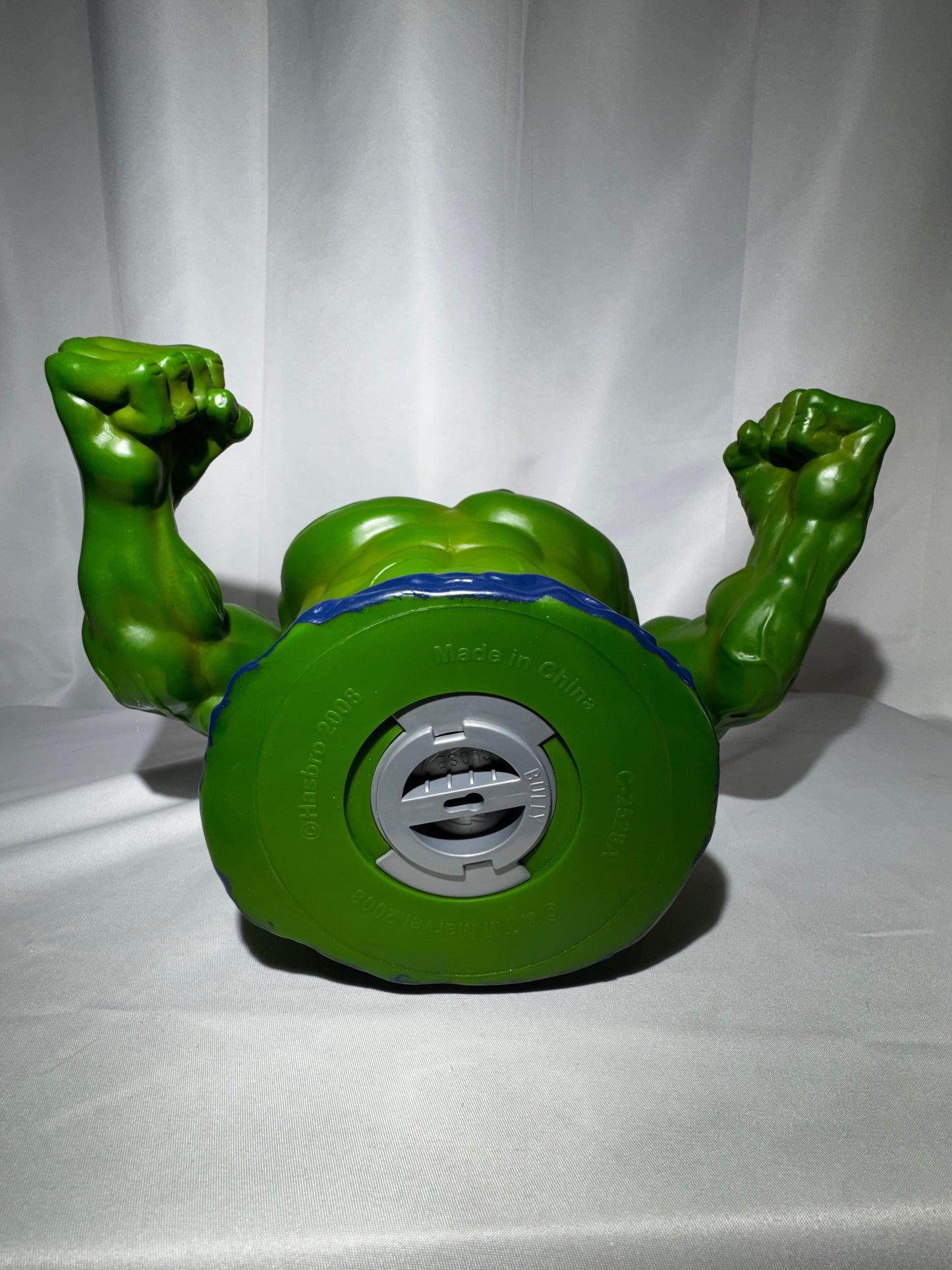 Hasbro 2008 Marvel The Incredible Hulk Bank Moving Arms 9” Figure Coin Bank w/ Stopper