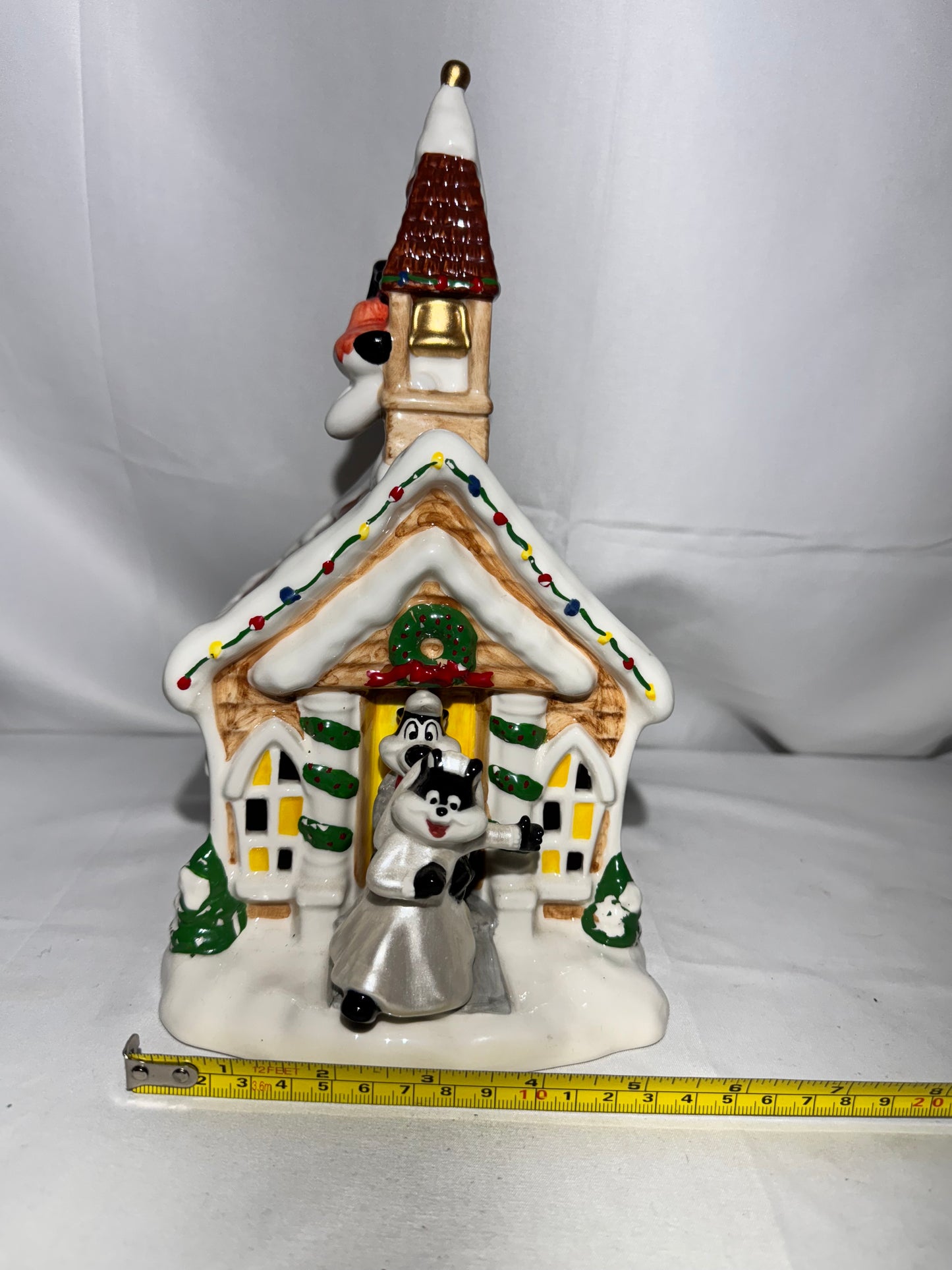 Looney Tunes Christmas Village Church – Penelope Wedding & Sam Sheepdog Warner Brothers