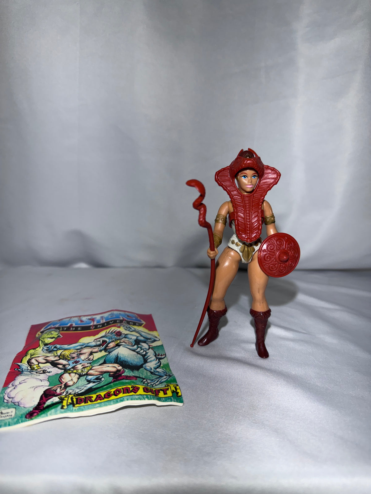 Vintage 1981 Mattel Masters of the Universe Teela Action Figure w/ Accessories & Mini-Comic