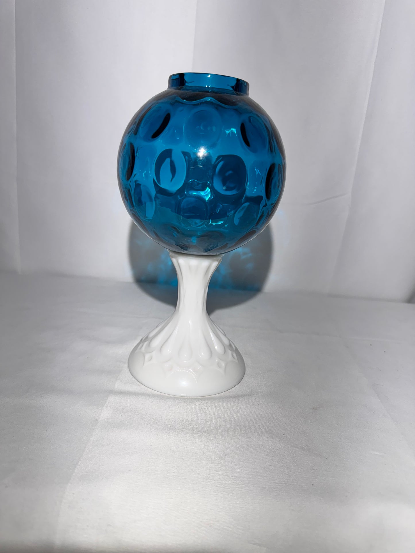 Fenton Coin Pedestal Ivory Ball Rose Bowl – Jamestown Blue & Milk Glass