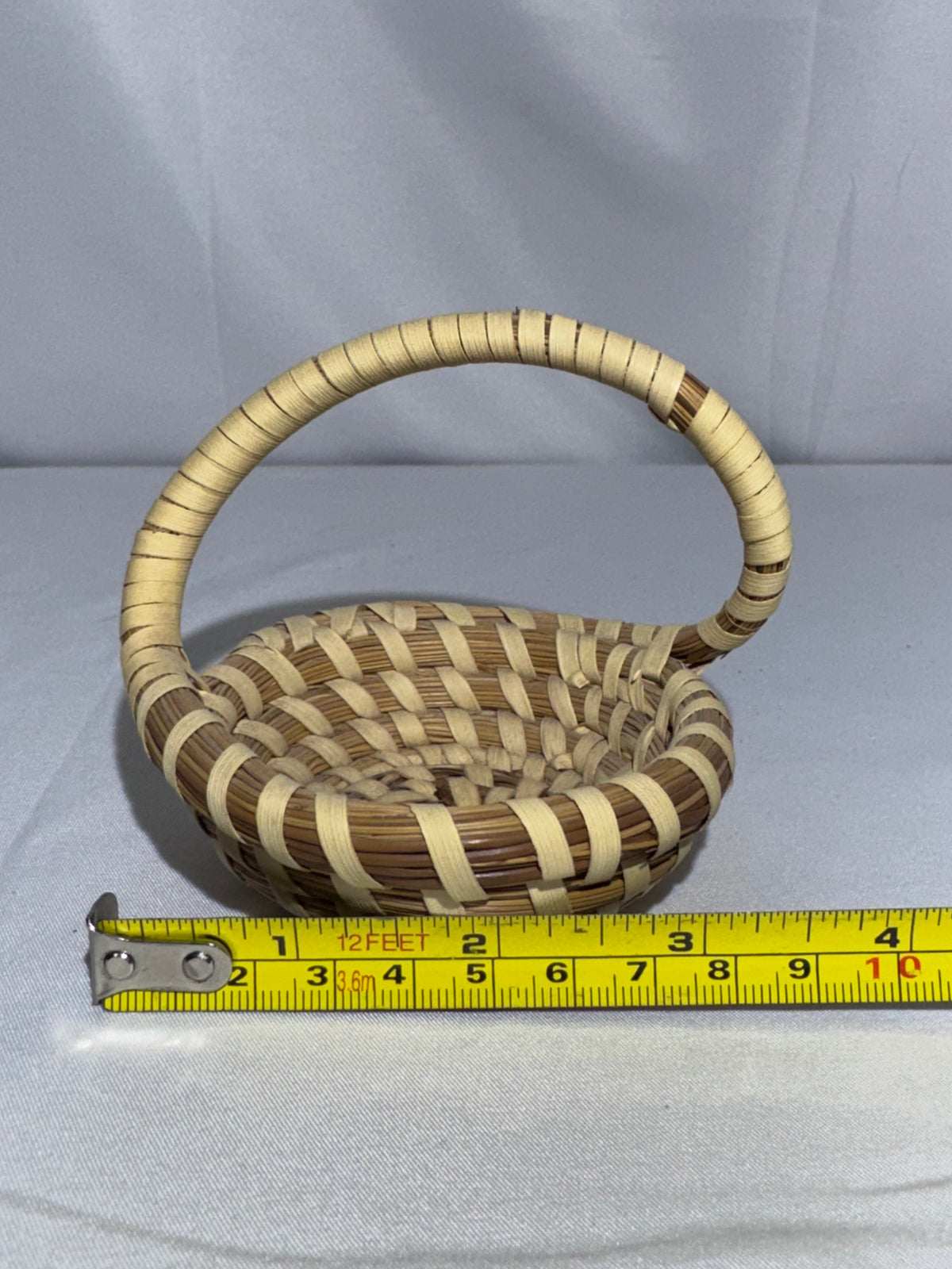 Charleston Gullah Sweetgrass Mini Basket – Handwoven with Handle