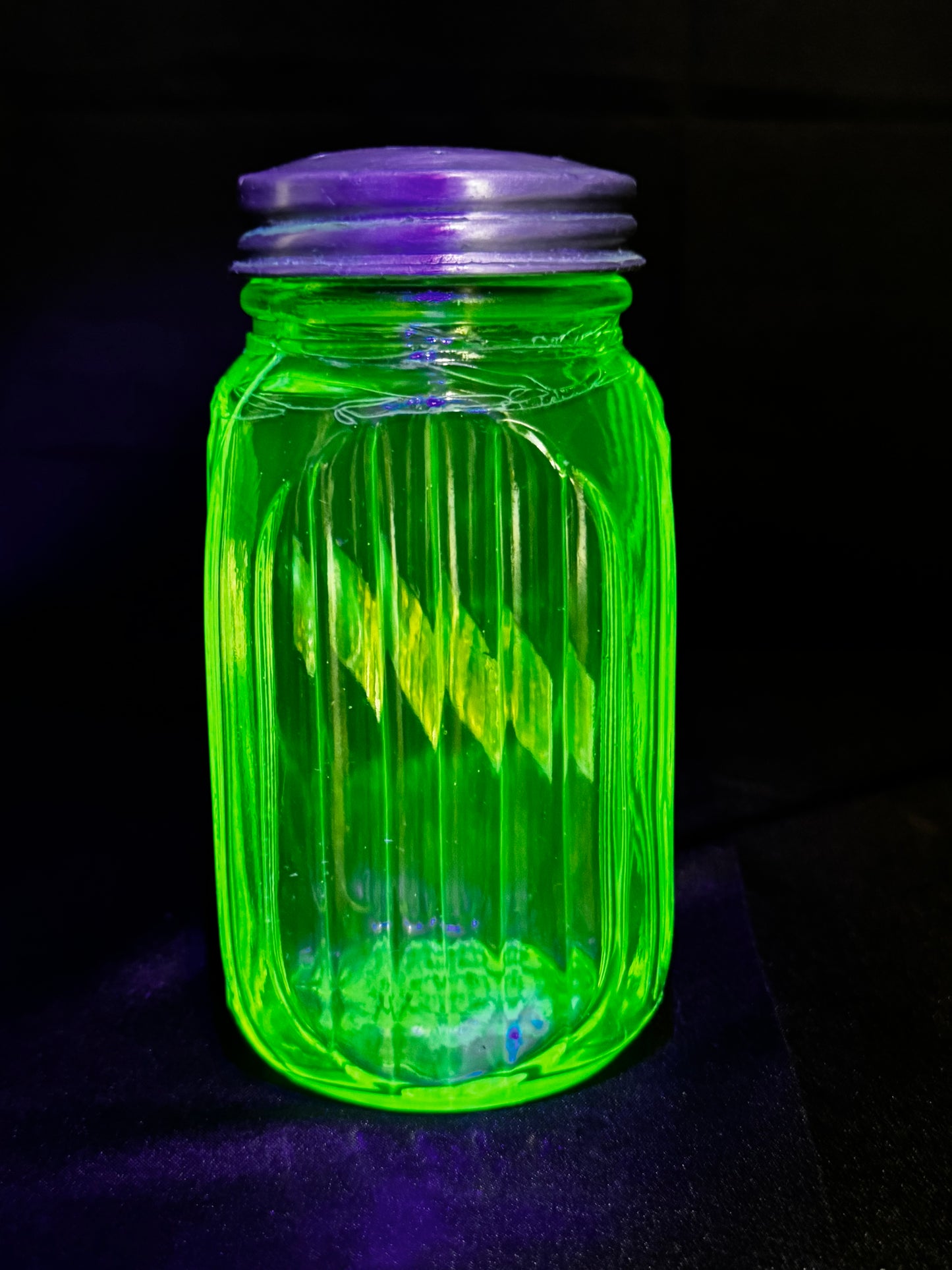 Vintage Anchor Hocking Uranium Glass SUGAR Shaker Ribbed Hoosier Jar w/ Metal Lid