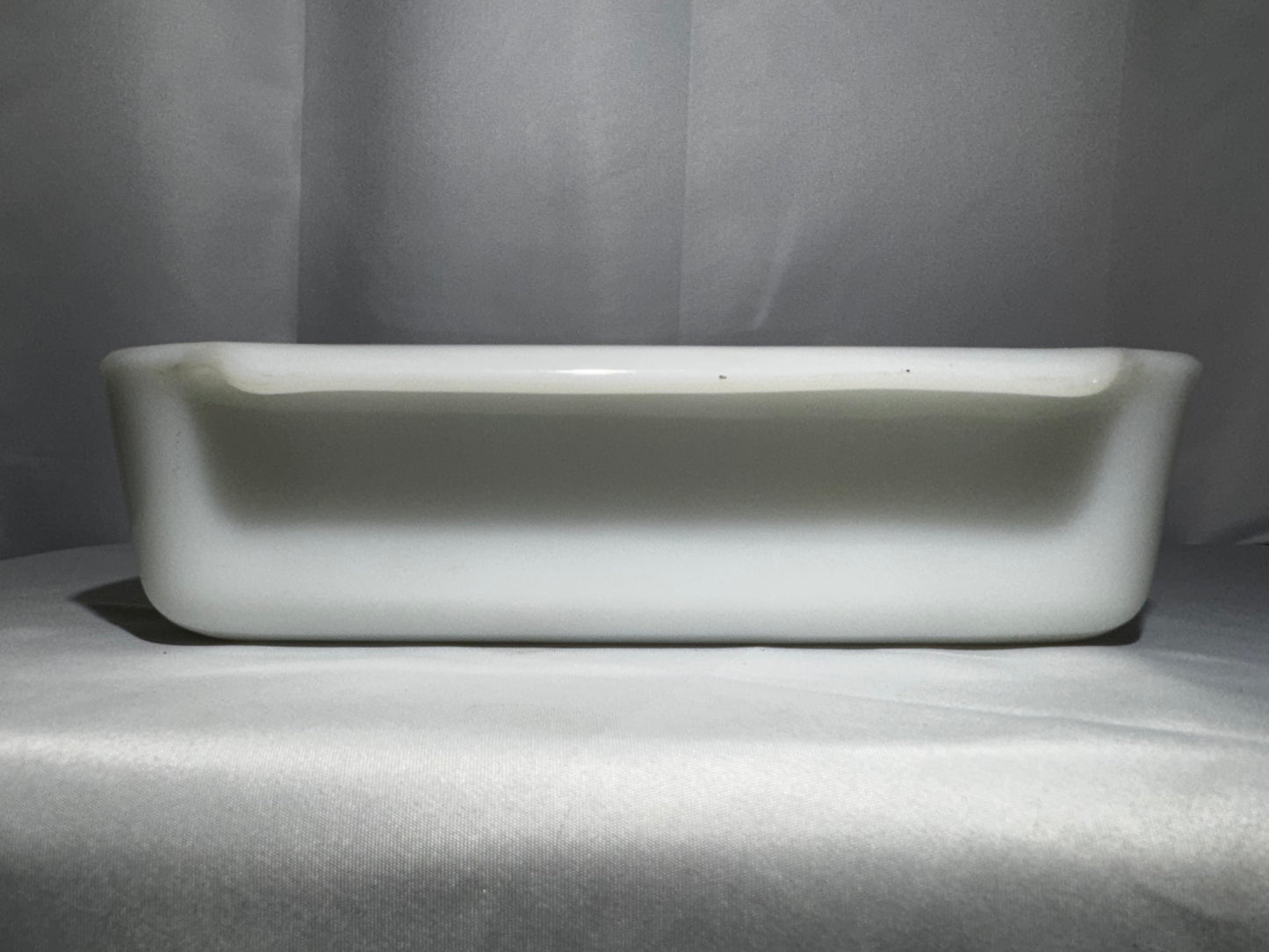Vintage Anchor Hocking Fire-King Meadow Green Milk Glass Baking Dish #435 8 Inch