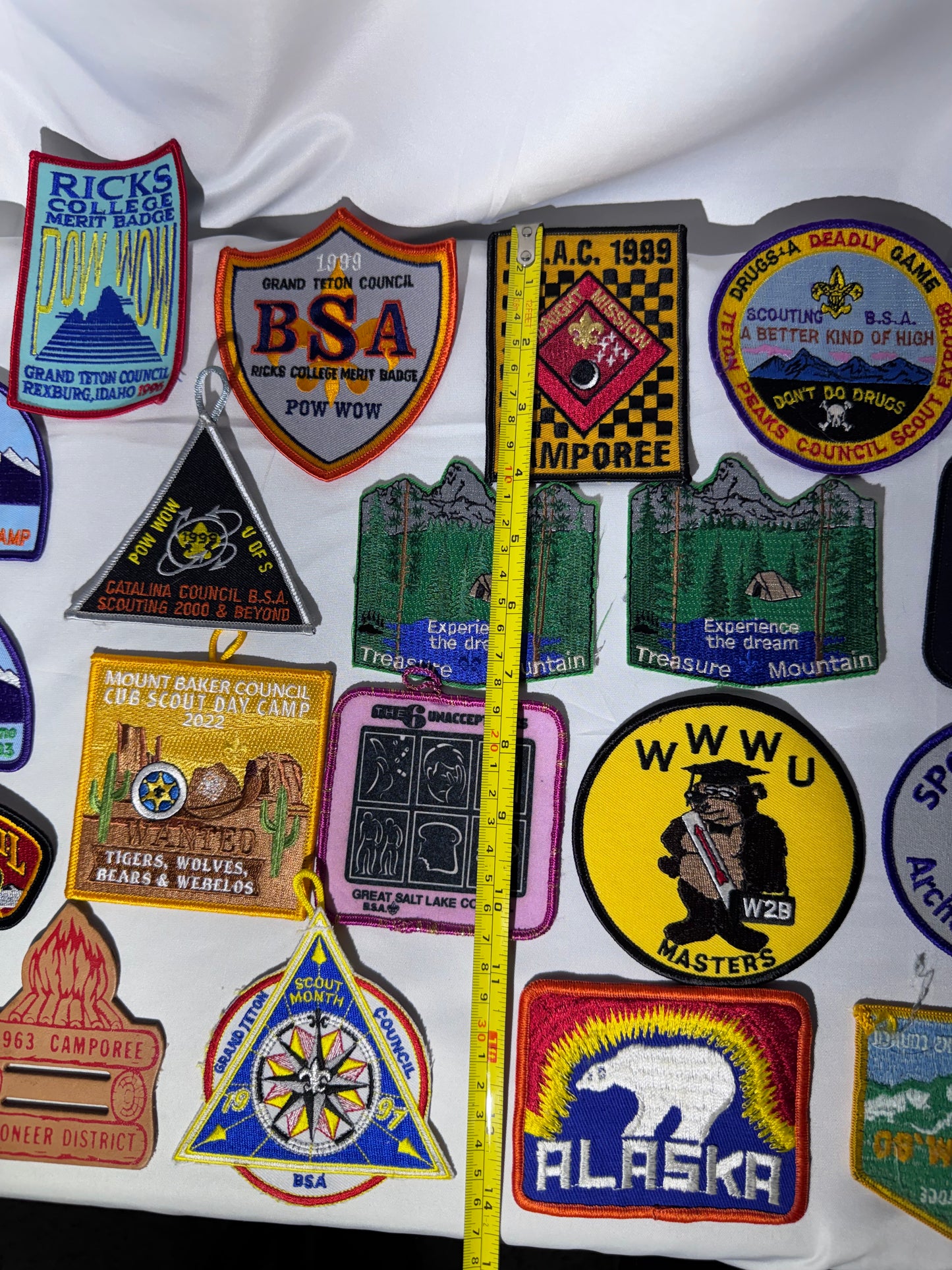 Lot of 24 Vintage Boy Scout Patches & Scouting Memorabilia – 1960s–1990s – Mixed Collection