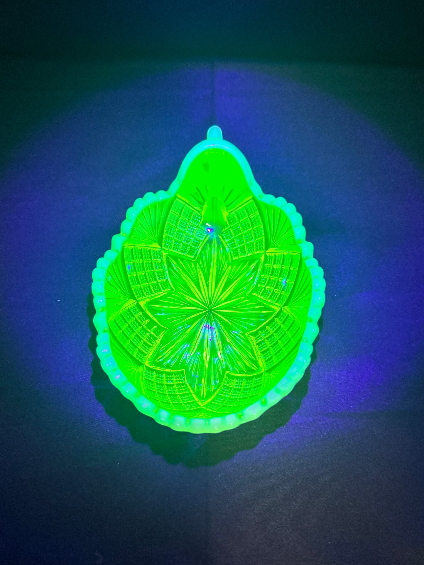 Vintage Davidson Primrose Pearline Uranium Glass Relish/nappy Dish– Lords & Ladies