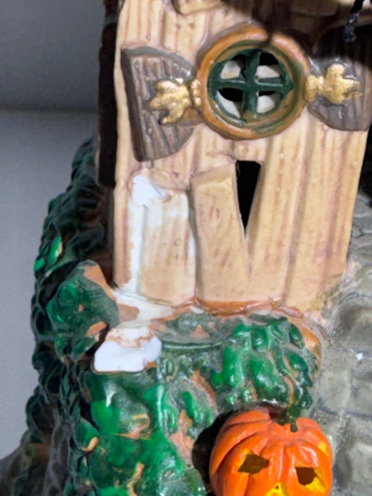 Lemax Spooky Town Witch’s Lair #45003 — Retired 2004 — FOR PARTS / DISPLAY