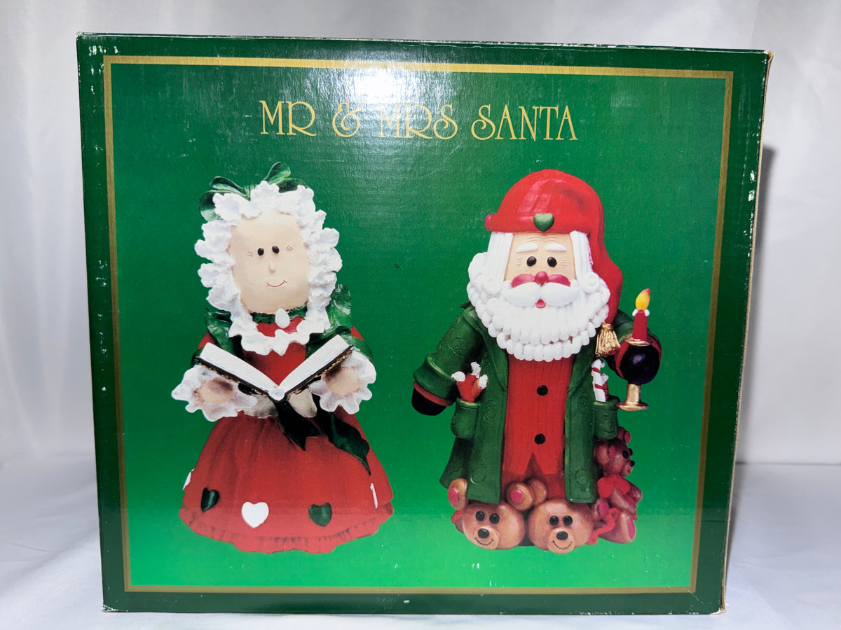 Vintage 1998 Kirkland Signature Cedar Creek Collection Mr. & Mrs. Santa Claus Figurine Set – 10” – Original Box - chip