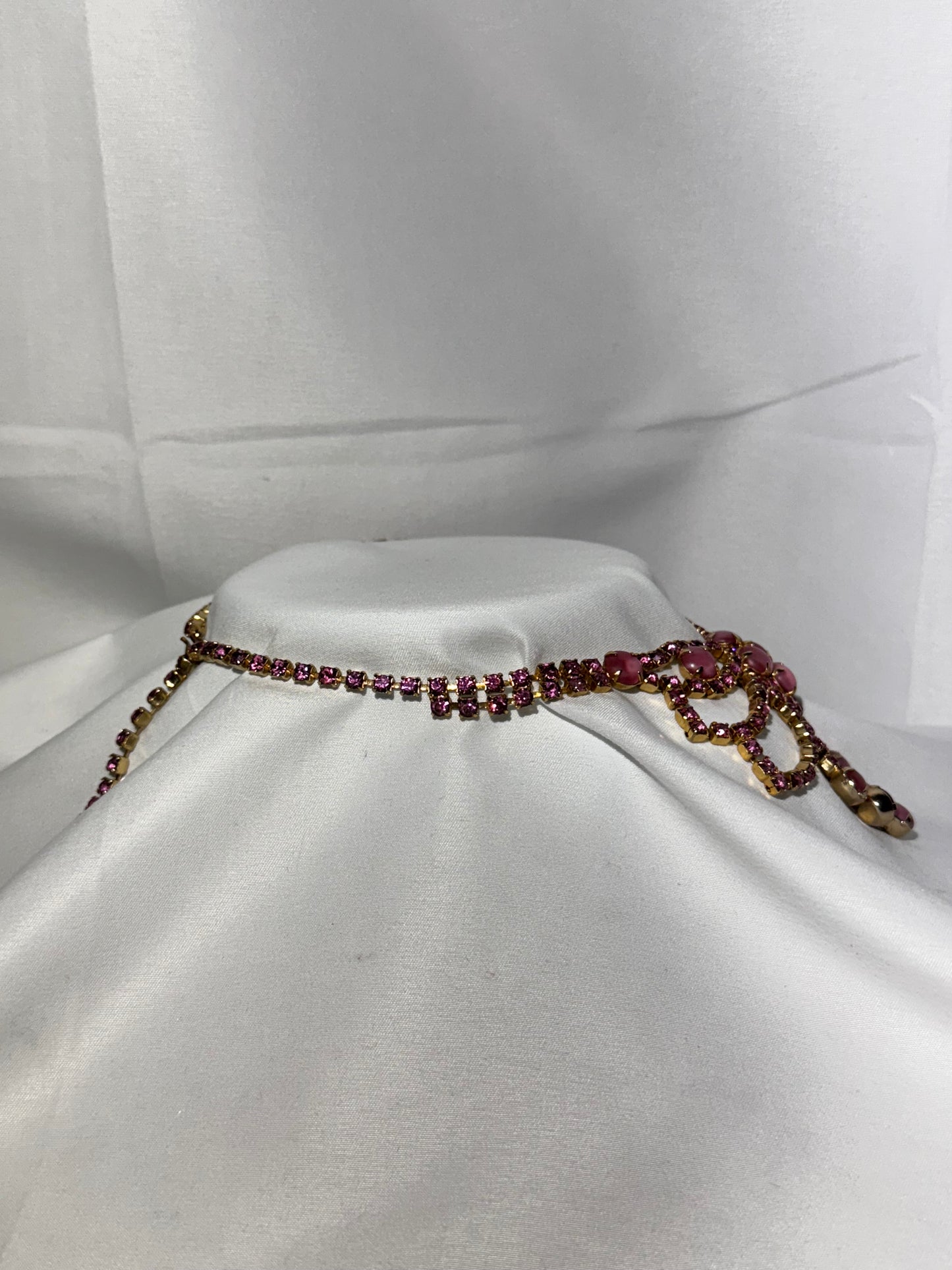 Vintage Pink Rhinestone Necklace with Cabochon Stone & Gold-Tone Setting – Adjustable 15” Length with Five Dangles
