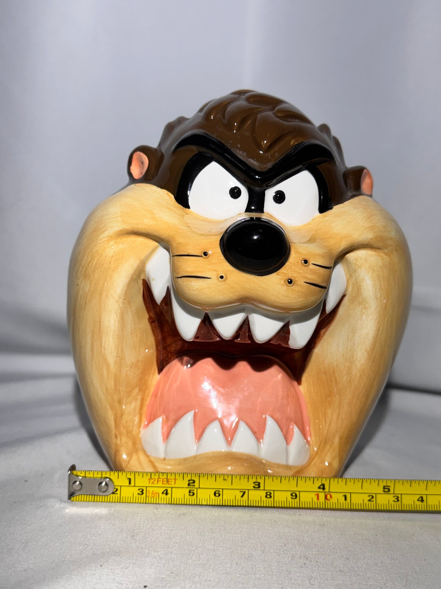 Vintage 1993 Warner Bros. Taz Ceramic Jar / Desk Organizer
