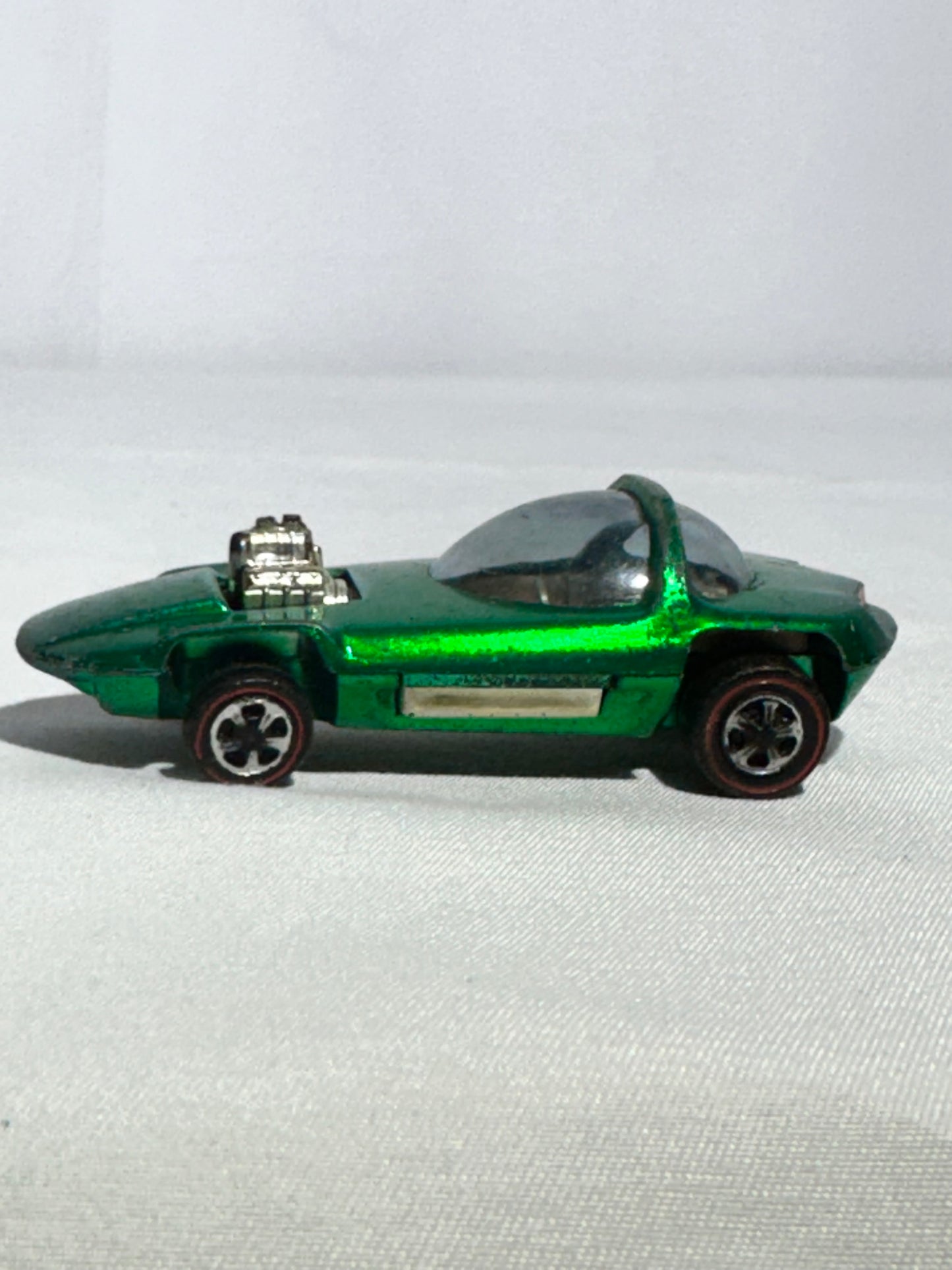 Hot Wheels Redline 1968 Silhouette – Spectraflame Green – Sweet 16 Series – Mattel