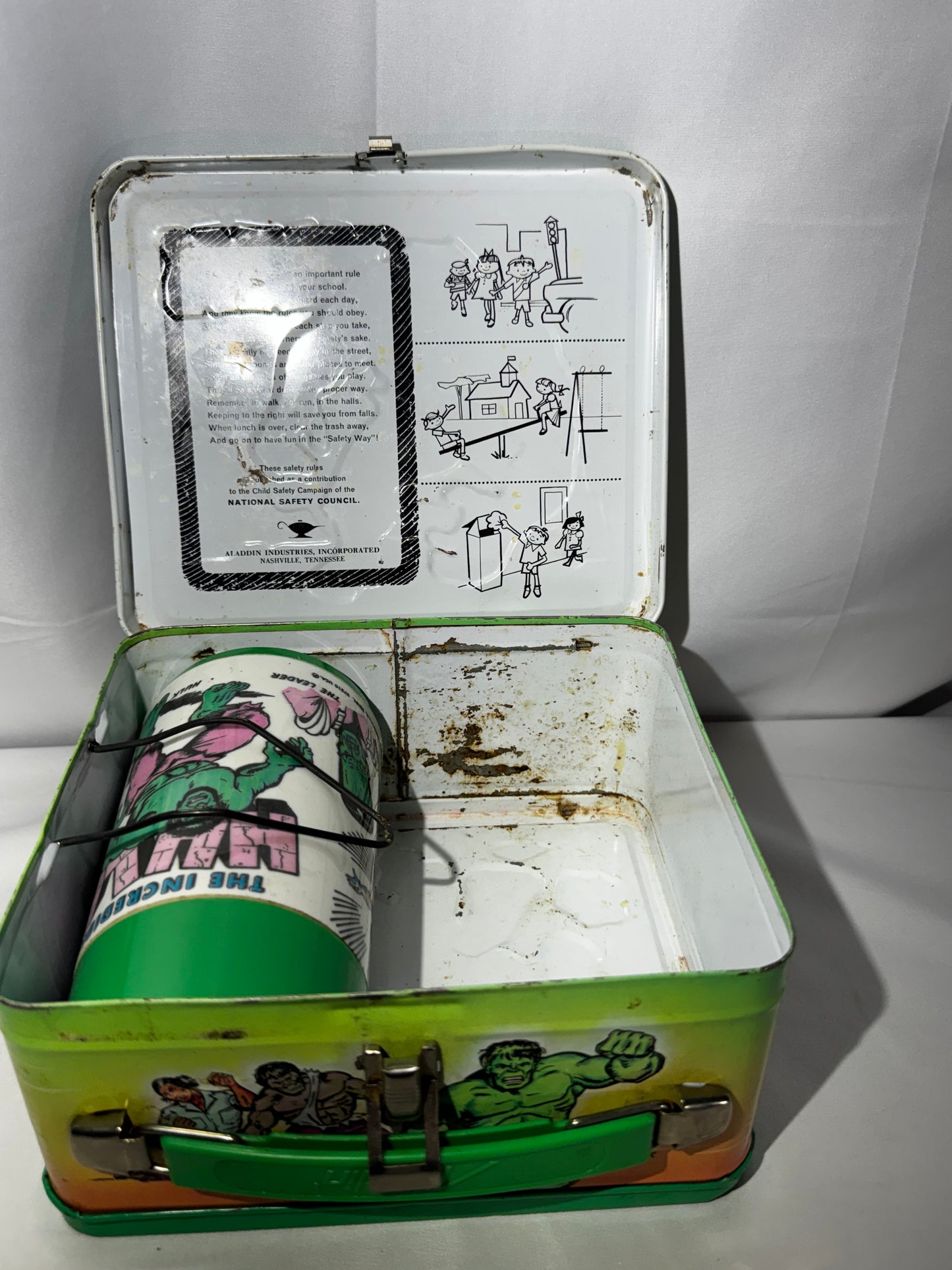 Vintage 1978 Aladdin The Incredible Hulk Metal Lunch Box w/ Original Thermos