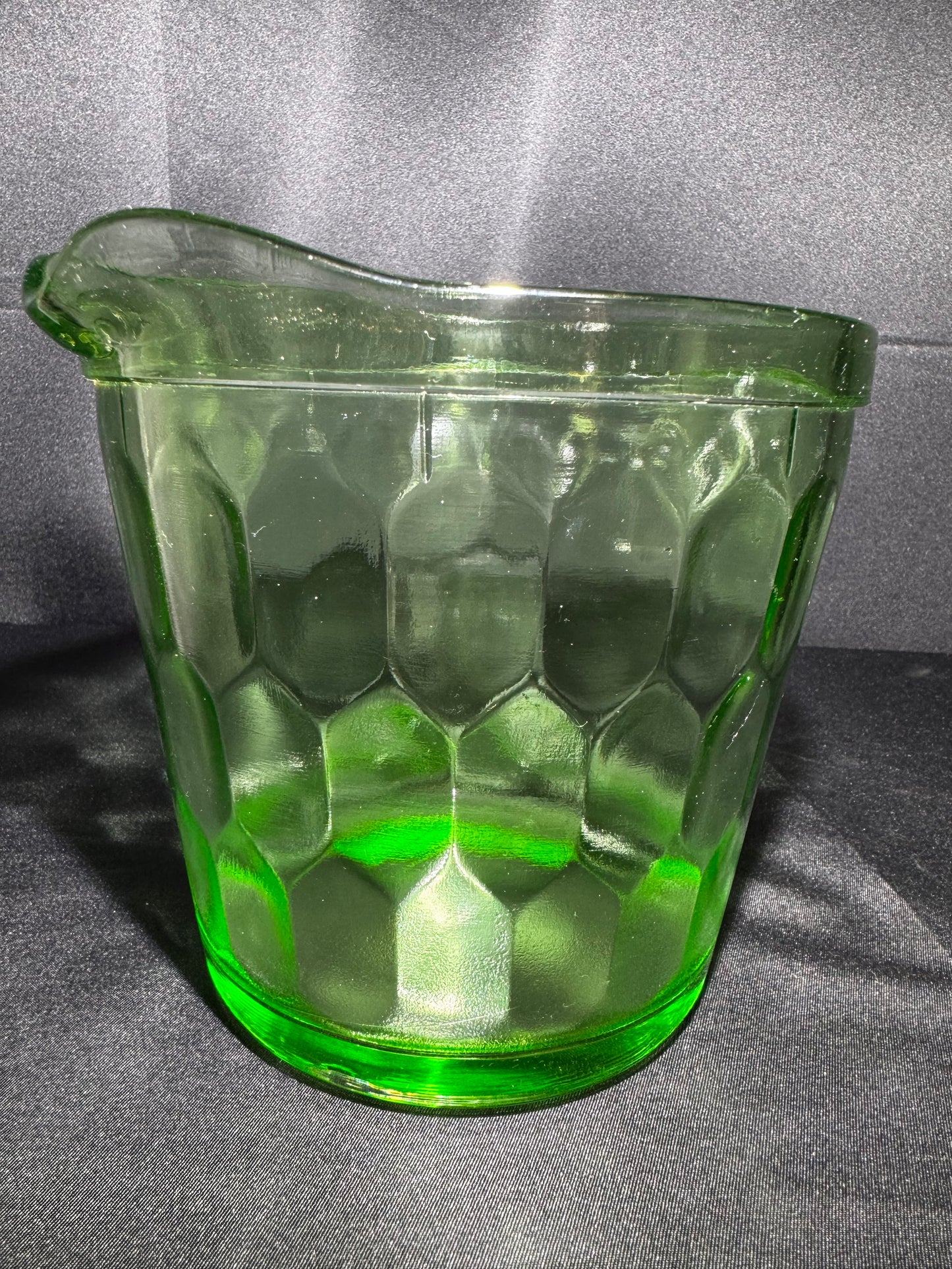 Vintage Jeannette Glass Green Uranium Glass Ice Bucket Hex Optic Honeycomb Depression Glass