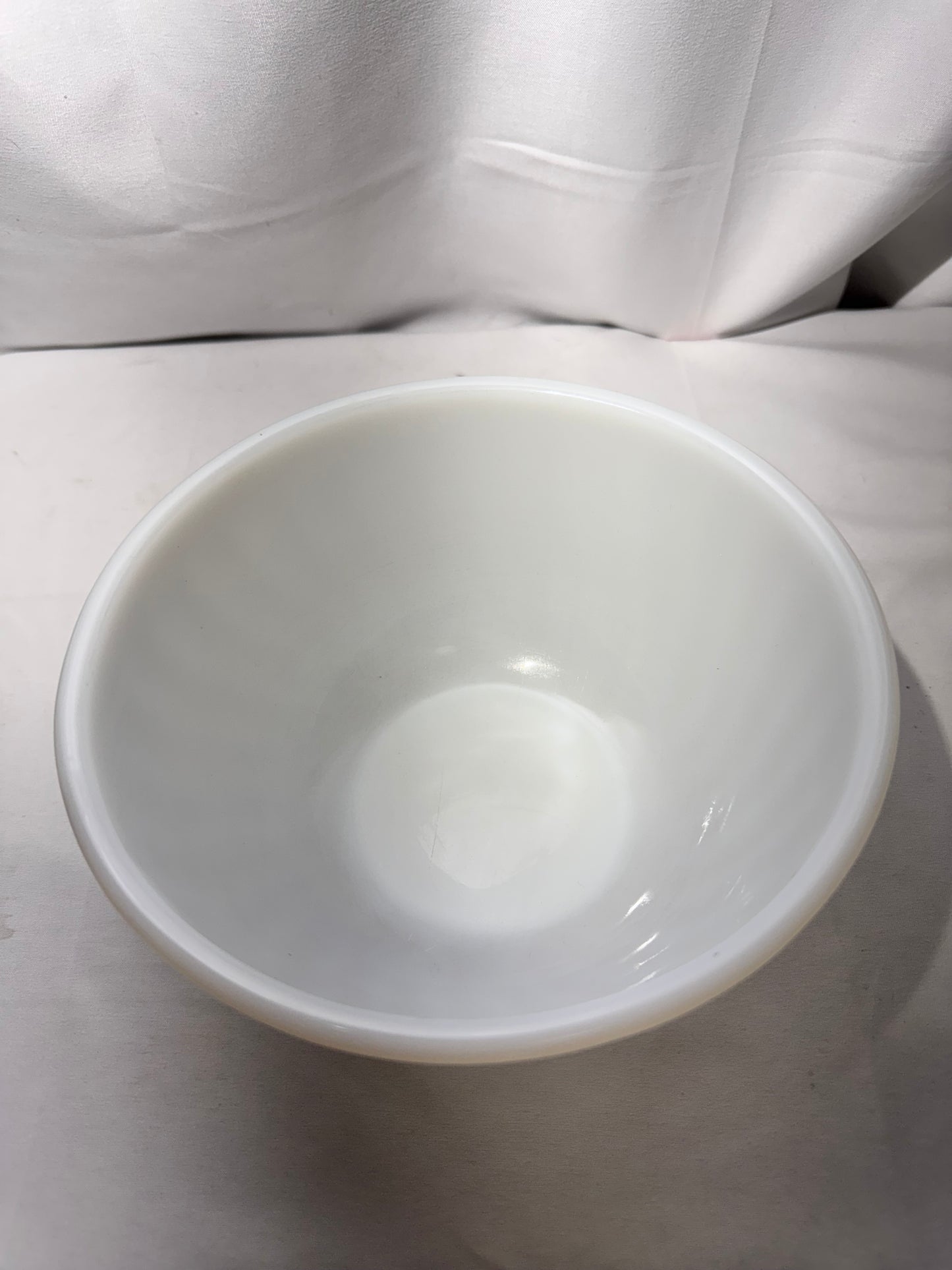 Vintage Anchor Hocking Fire-King White Swirl Milk Glass Nesting Mixing Bowls – Set of 5