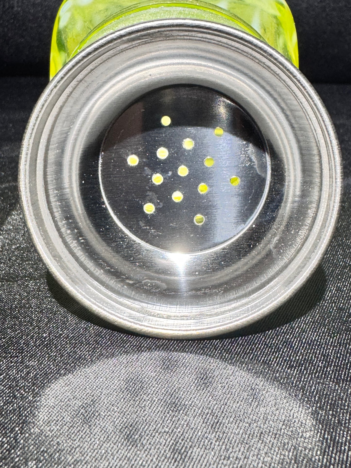 Vintage Daisy & Fern Square Shaker – Uranium Glass