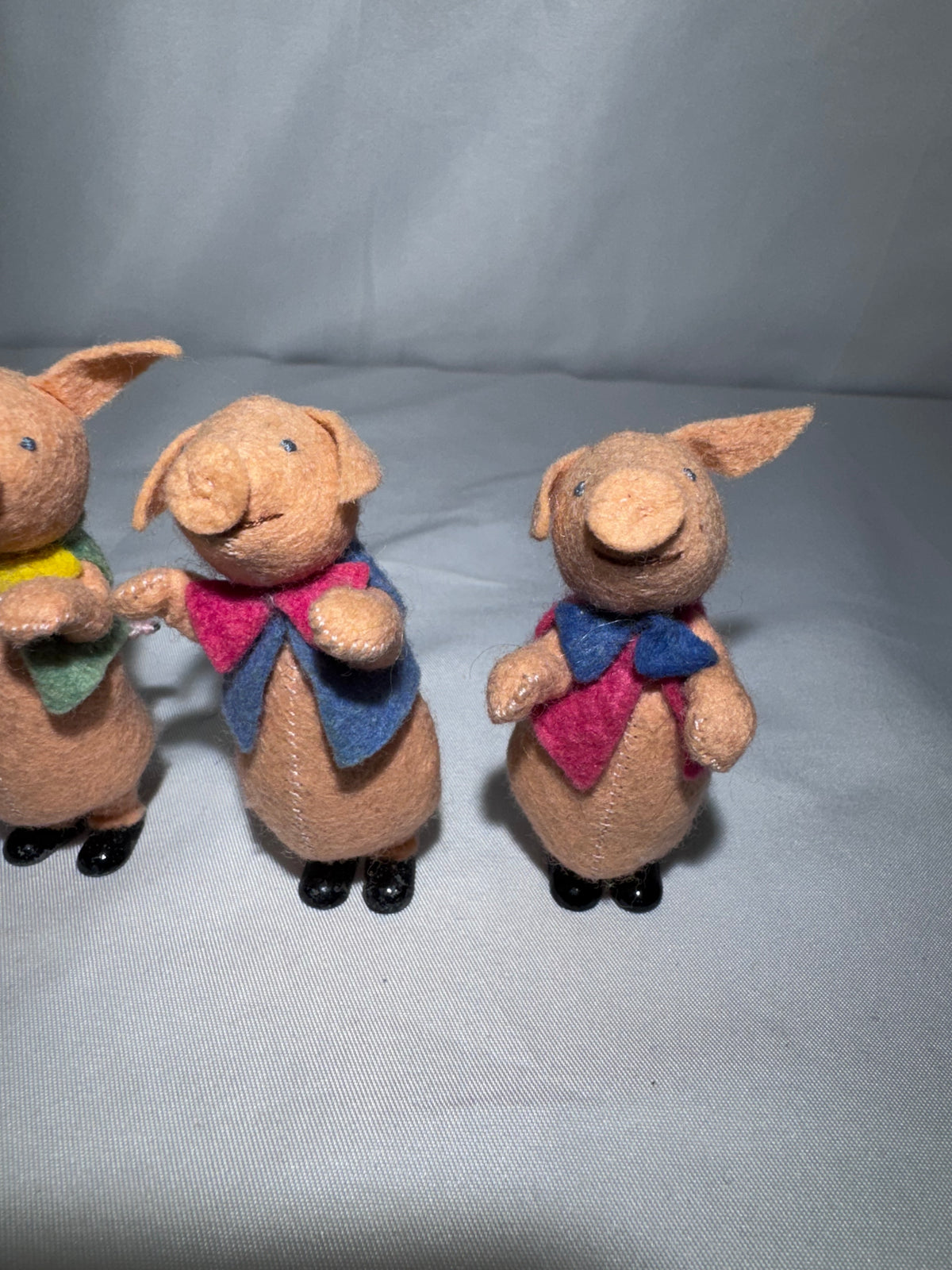 Vintage BAPS Germany Big Bad Wolf & Three Little Pigs Felt Miniature Doll Set – 1940s–1950s