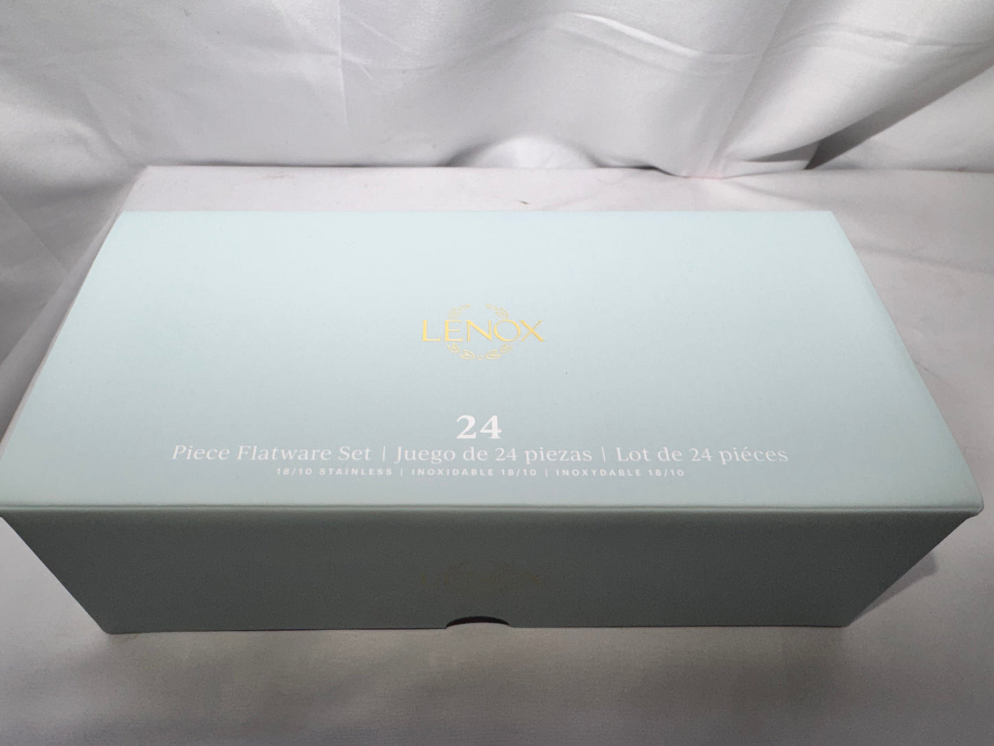 Lenox 24-Piece Flatware Set – Service for 4 – Appears Unused – Original Box