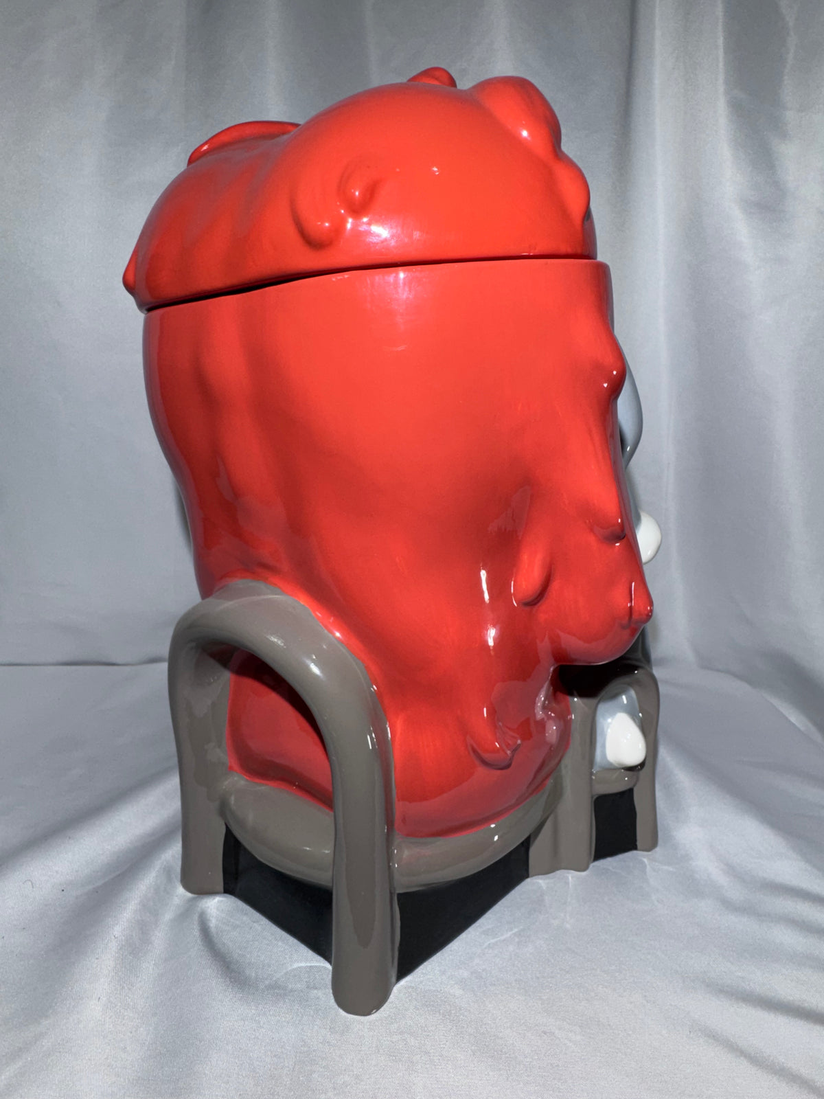 Vintage 1997 Warner Bros. Studio Store Bugs Bunny & Gossamer Cookie Jar – Original Box