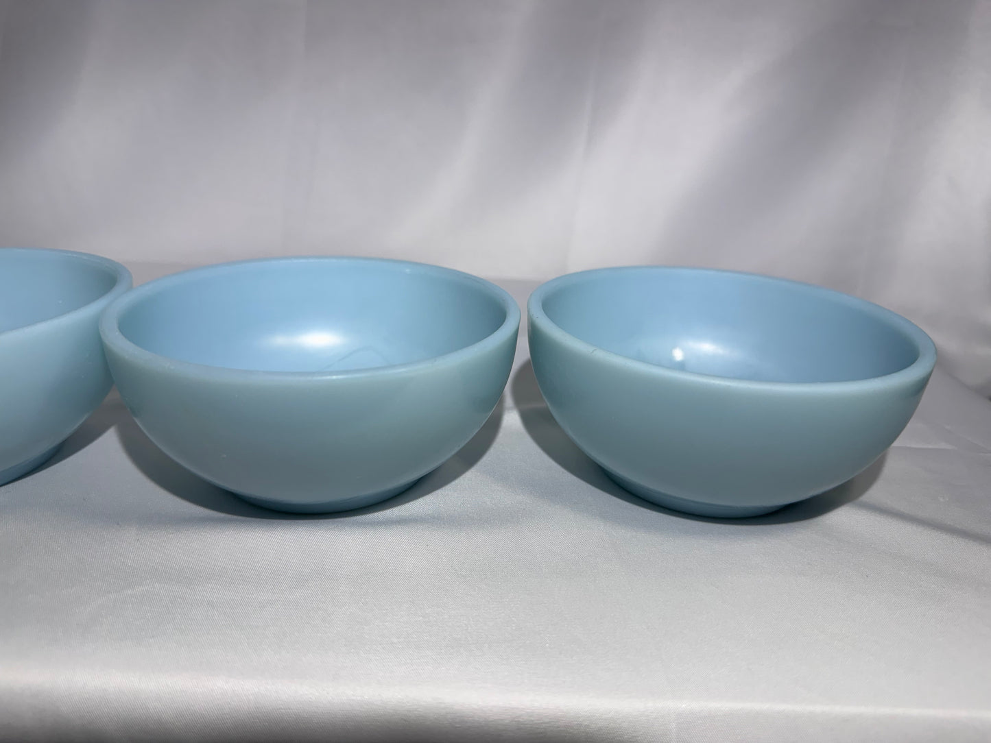 Vintage Fire-King Turquoise/Delphite Blue Chili Bowls – Set of 4