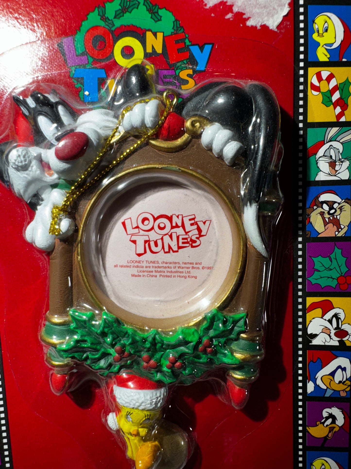 Vintage 1997 Looney Tunes Sylvester & Tweety Picture Frame Ornament Magnet Matrix