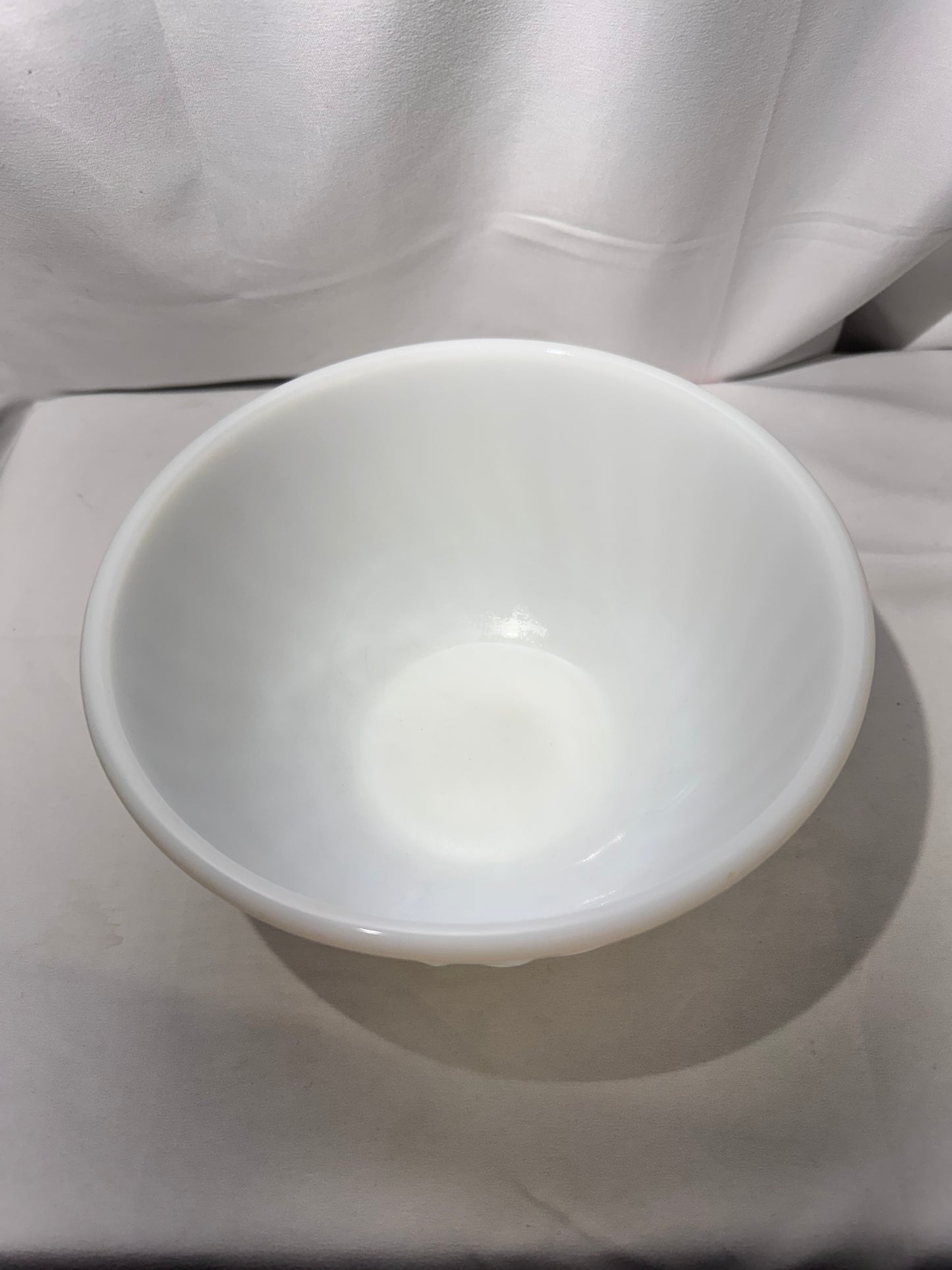 Vintage Anchor Hocking Fire-King White Swirl Milk Glass Nesting Mixing Bowls – Set of 5