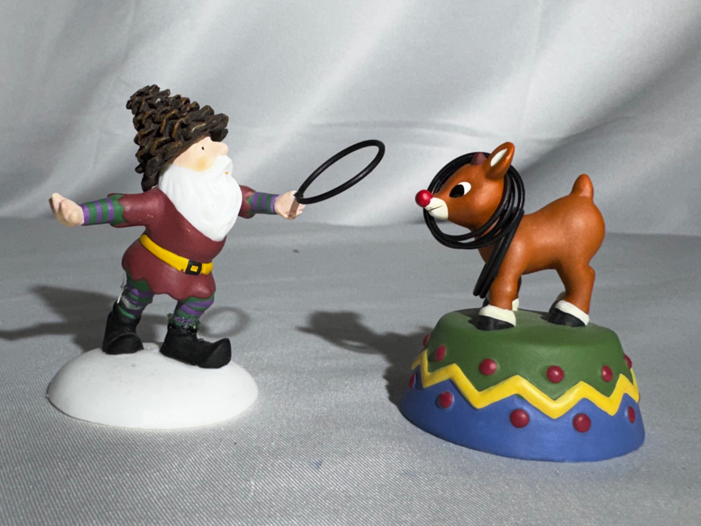 Department 56 North Pole Woods Ring Toss #56931 Retired Elf & Rudolph Figurine Set w/ Box