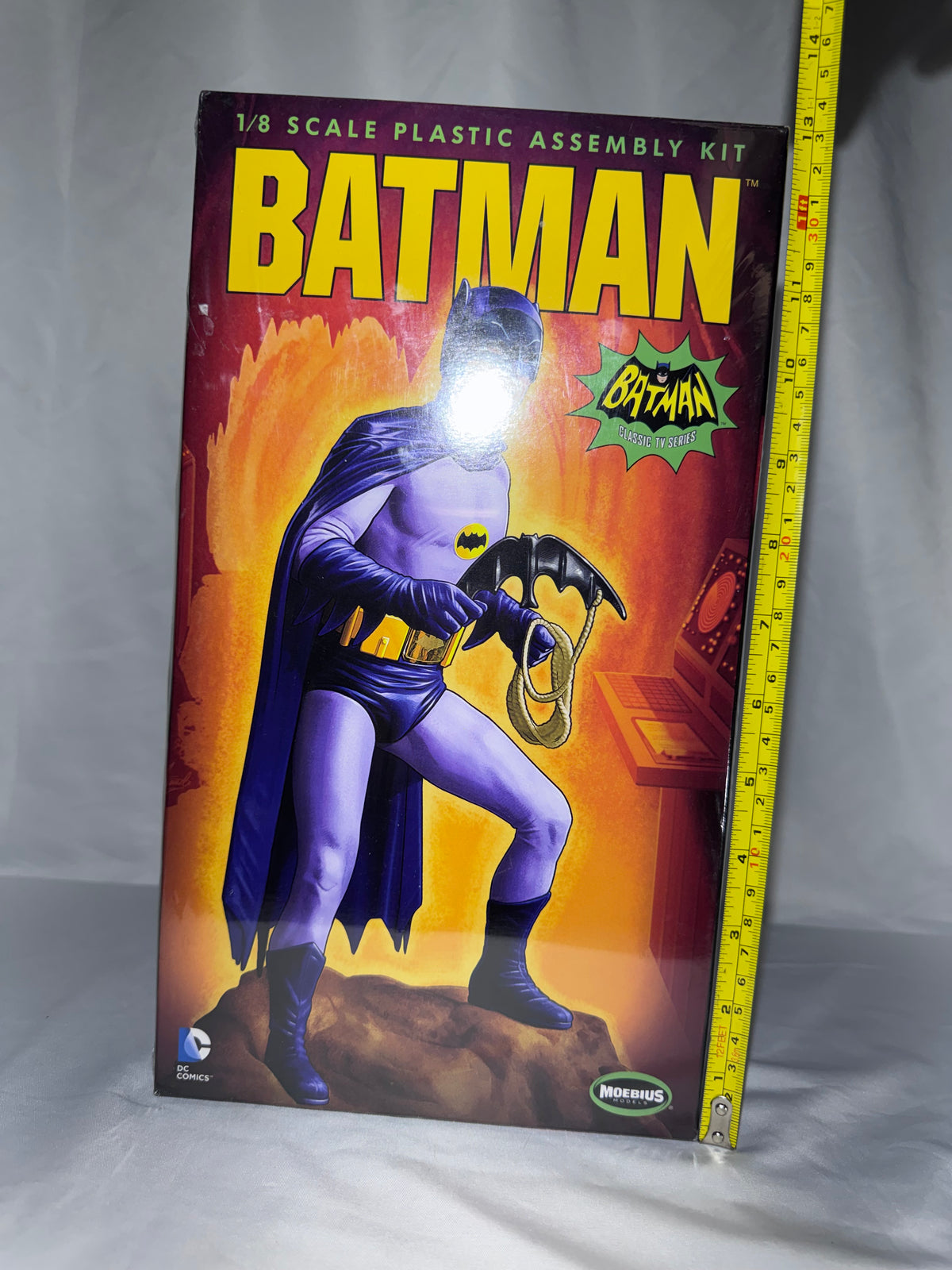 Moebius Models 1:8 Scale 1966 Batman TV Series Model Kit #950 – Adam West – Factory Sealed