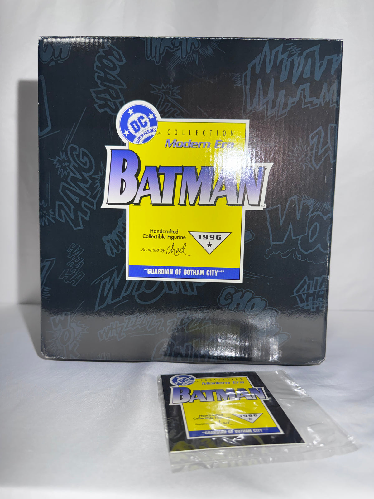 1996 Hallmark DC Super Heroes Collection Batman “Guardian of Gotham City” Figurine QHF3104 – Box & COA