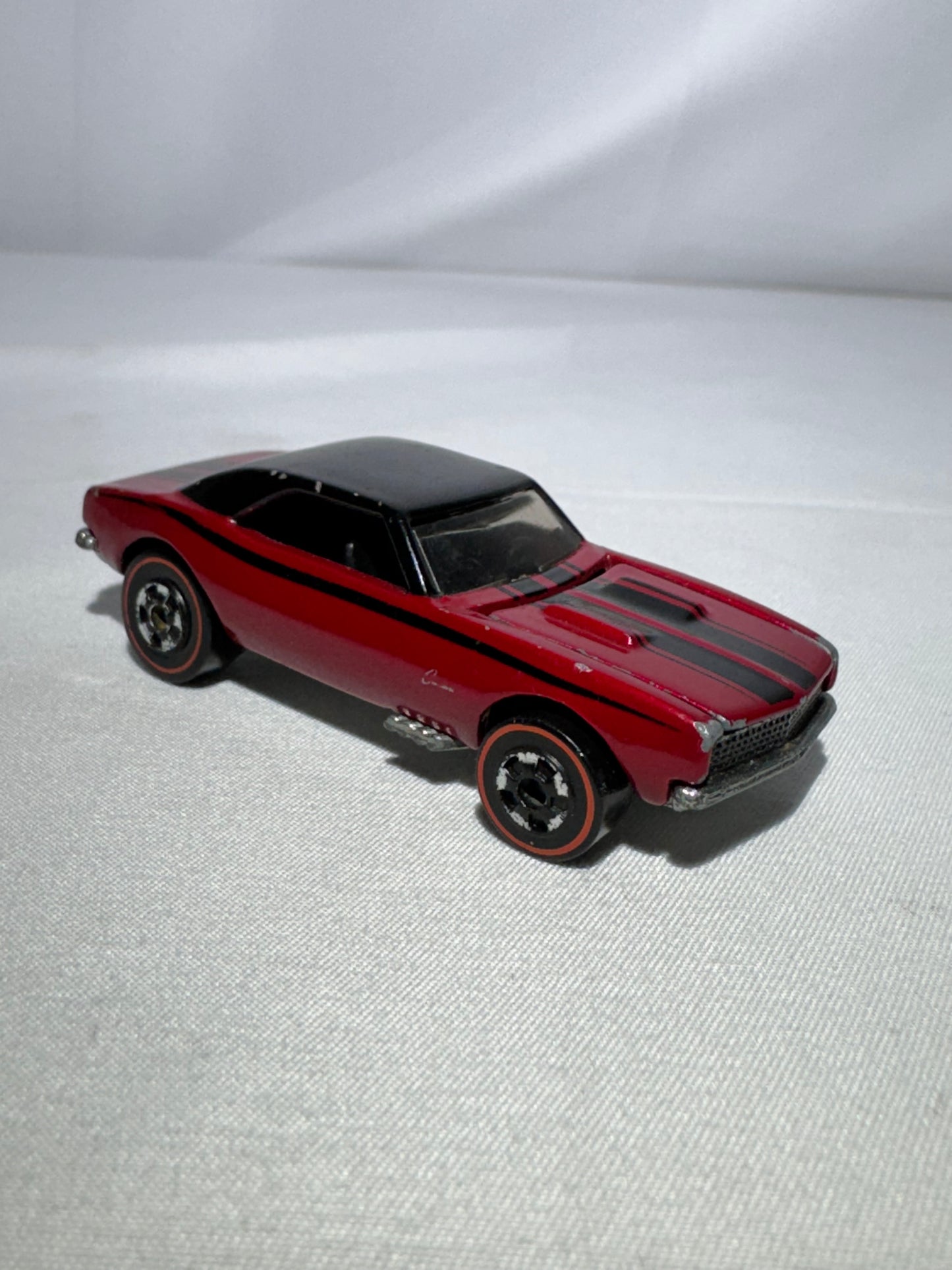 Hot Wheels Redline 1982 Custom Camaro Black Interior