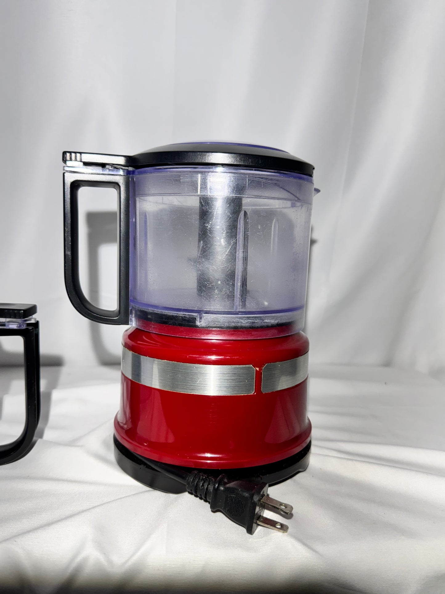 KitchenAid 3.5-Cup Mini Food Chopper – Empire Red (Model KFC3516QER)