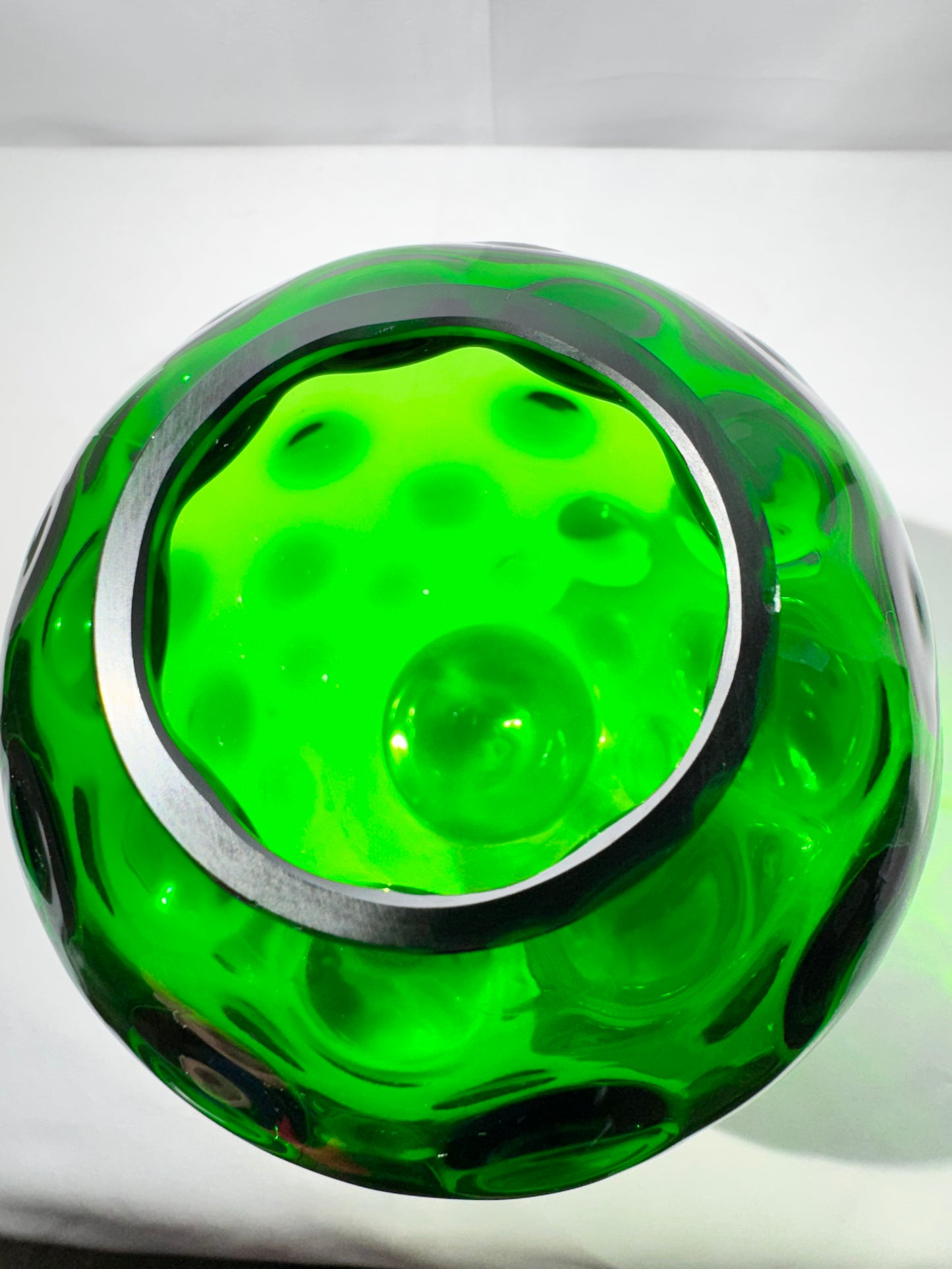 Fenton Coin Pedestal Ivory Ball Rose Bowl – Green & Milk Glass