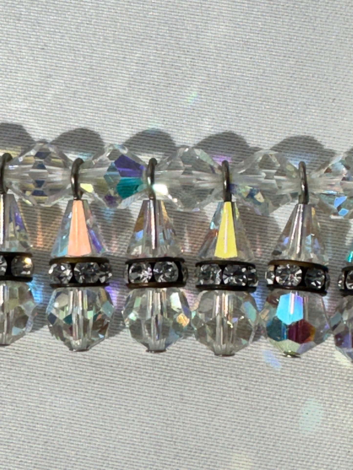Vintage Aurora Borealis Faceted Crystal & Rhinestone Necklace / Choker with Rhinestone Flower Clasp