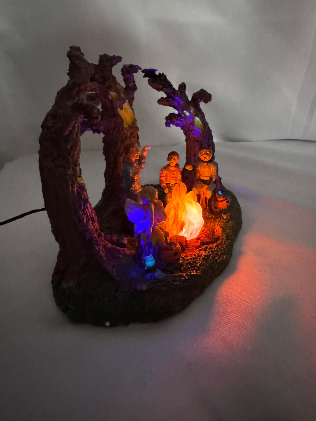Lemax Spooky Town “Scary Stories” Lighted Table Accent # — 2010 Retired