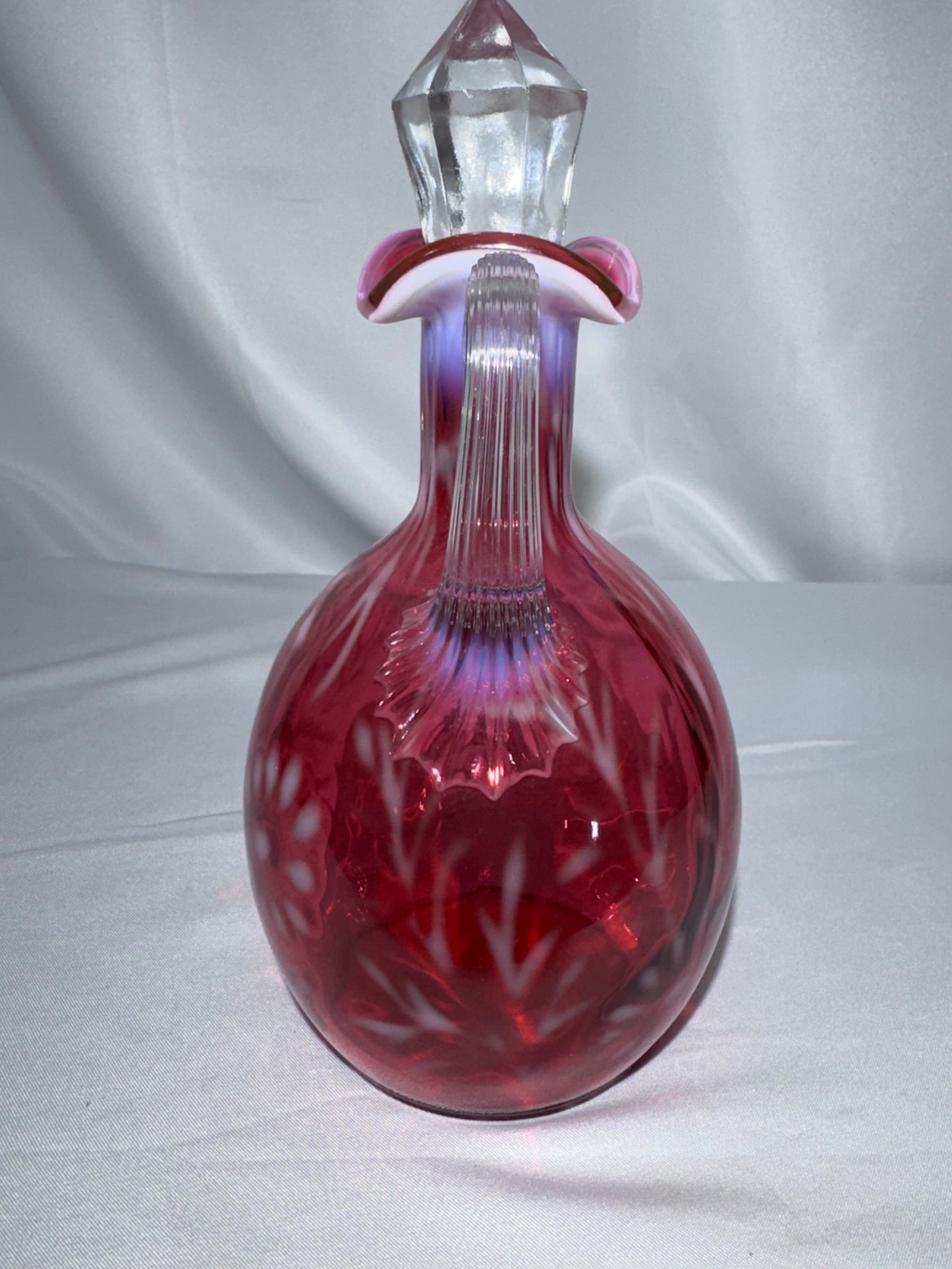 Vintage Cranberry Opalescent “Daisy & Fern” Glass Cruet – 7” – Faceted Stopper