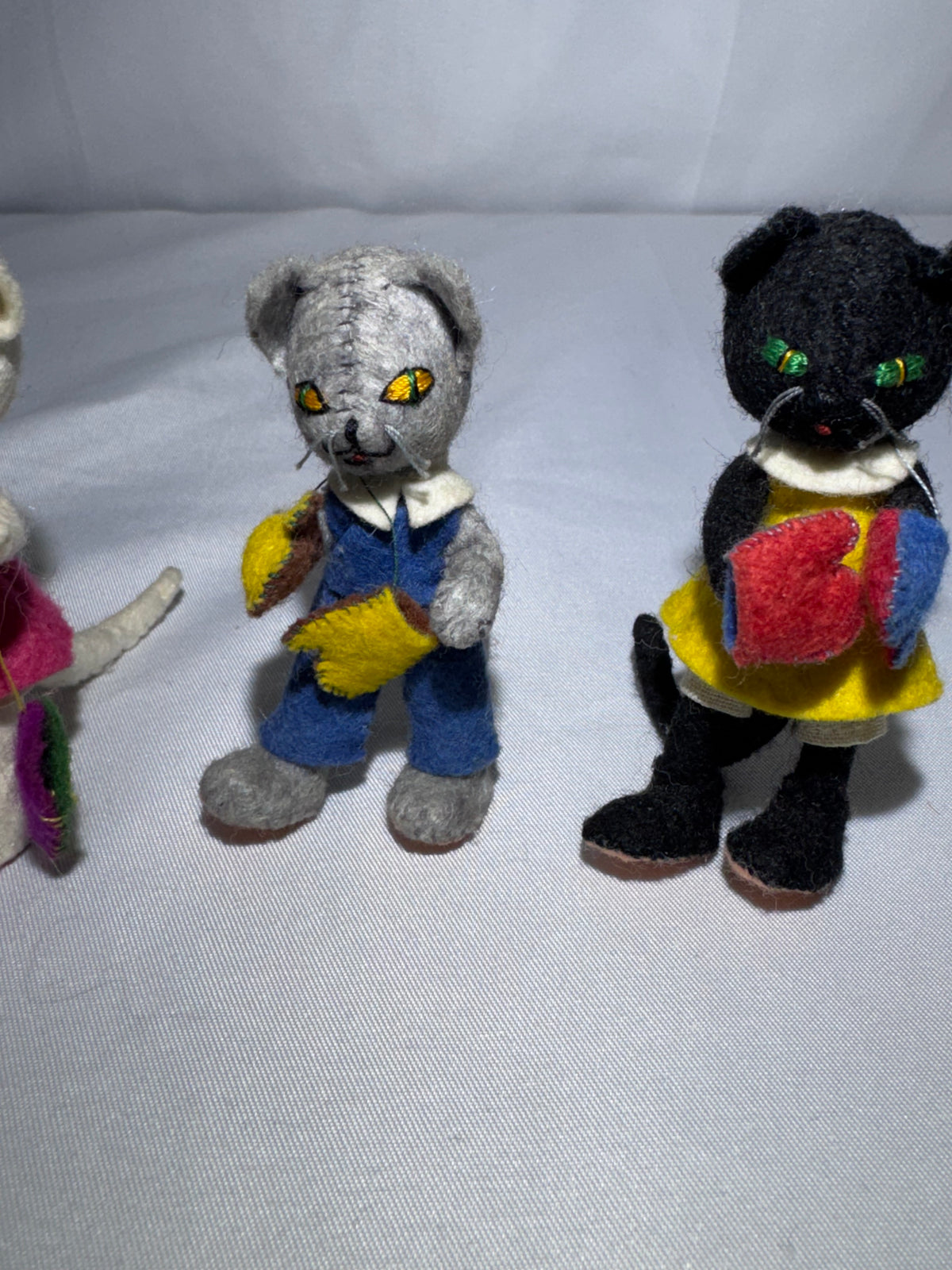 Vintage BAPS Germany Three Little Kittens & Mother Cat Miniature Figure Set