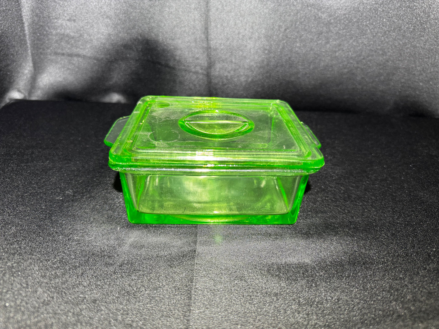 Vintage Hazel Atlas Uranium Glass Refrigerator Dish w/ Lid Green Depression Glass 6”