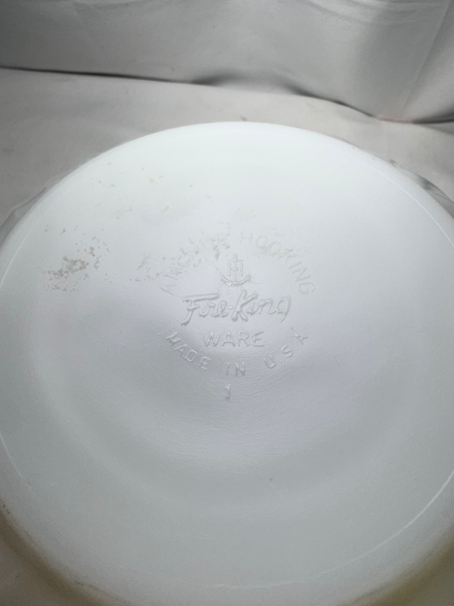 Vintage Anchor Hocking Fire-King White Swirl Milk Glass Nesting Mixing Bowls – Set of 5