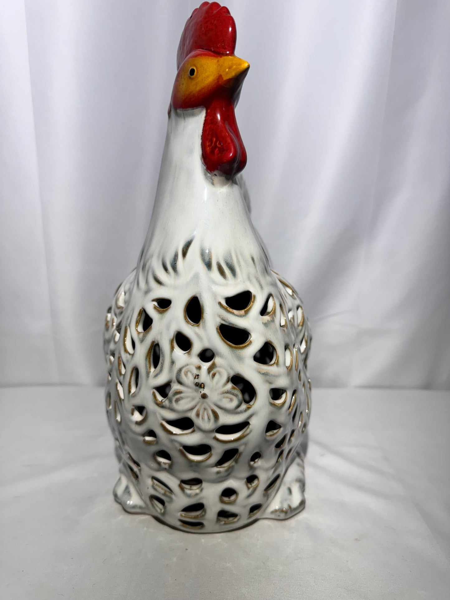 White Ceramic Openwork Rooster Figurine – Decorative Farmhouse Accent – 13” Tall