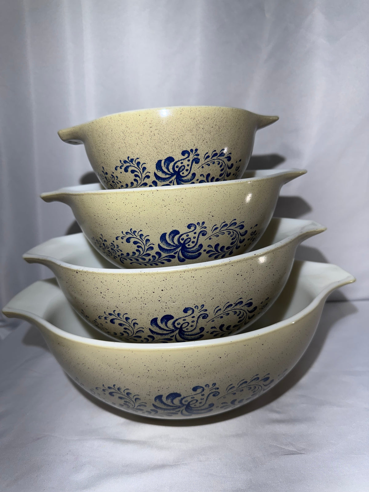 Vintage Pyrex Homestead Blue Floral Cinderella Mixing Bowl Set of 4 Nesting Bowls