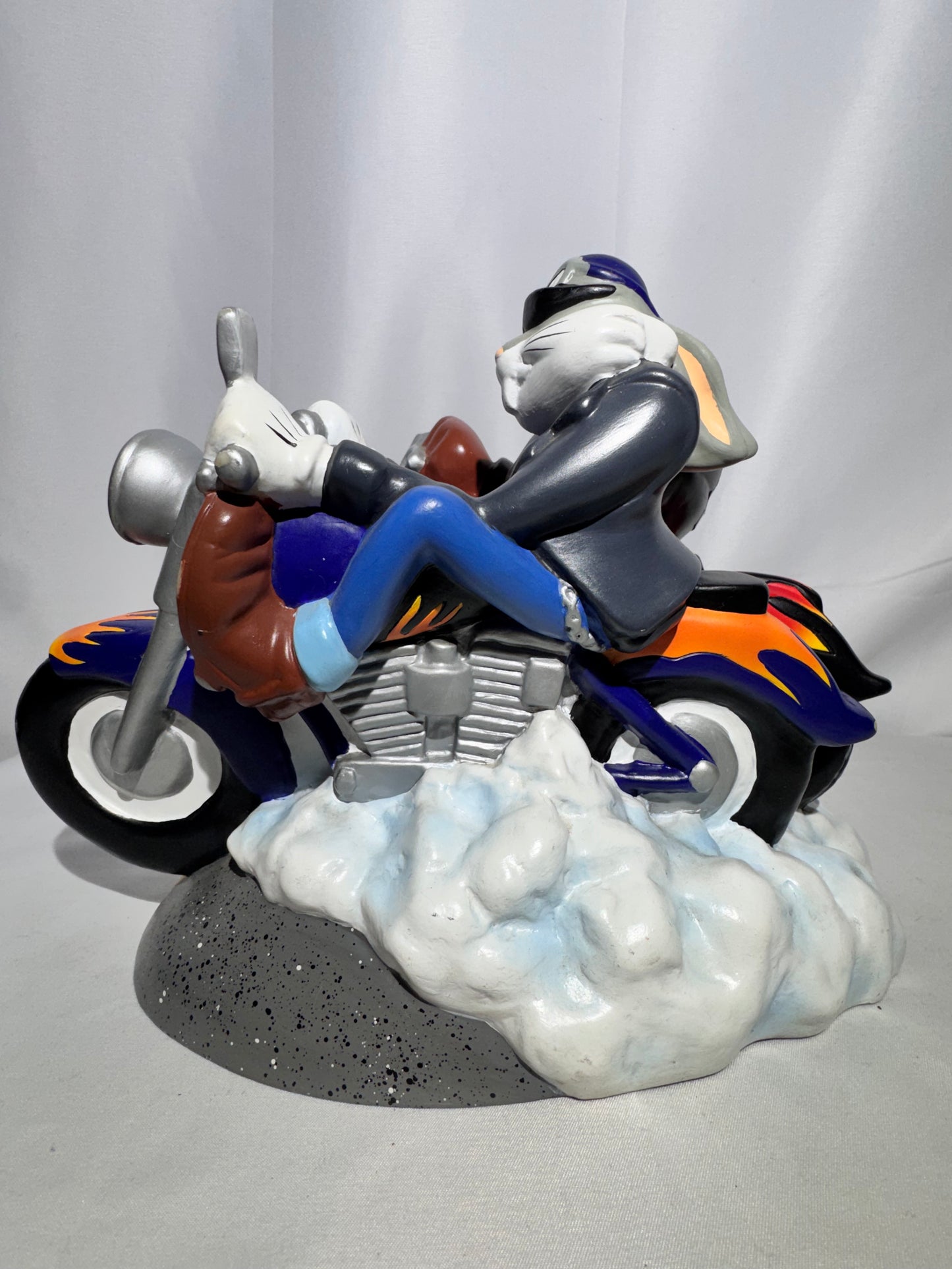 Vintage 2000 Warner Bros. Looney Tunes Taz & Bugs Bunny Harley Davidson Motorcycle Bank