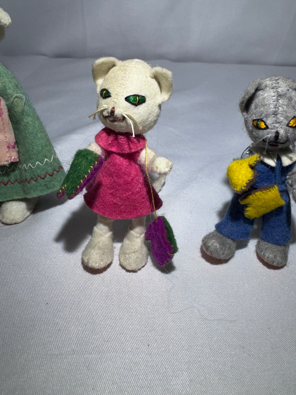 Vintage BAPS Germany Three Little Kittens & Mother Cat Miniature Figure Set