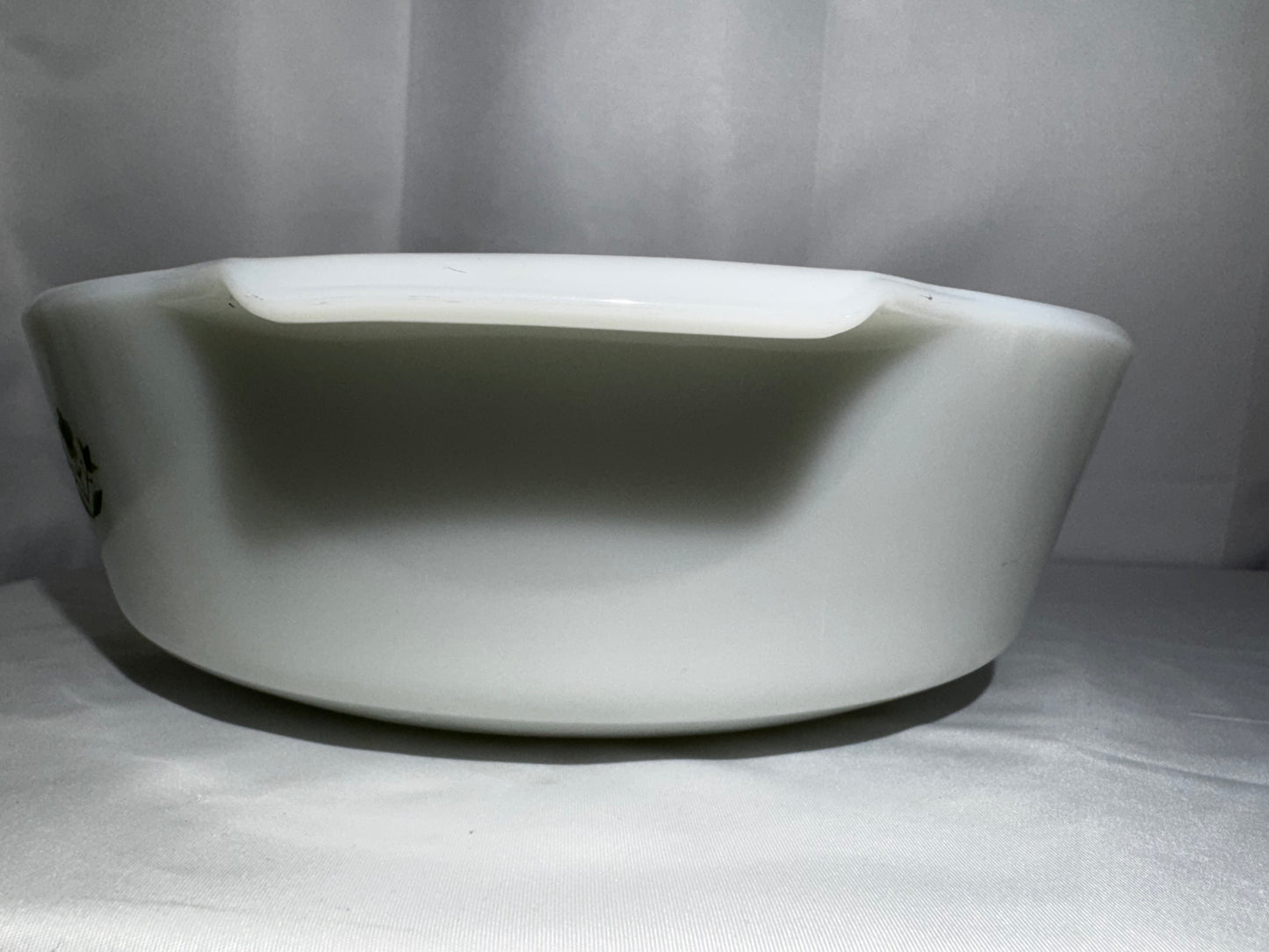 Vintage Anchor Hocking Fire-King Green Meadow 2 Qt Casserole Dish #438 Milk Glass