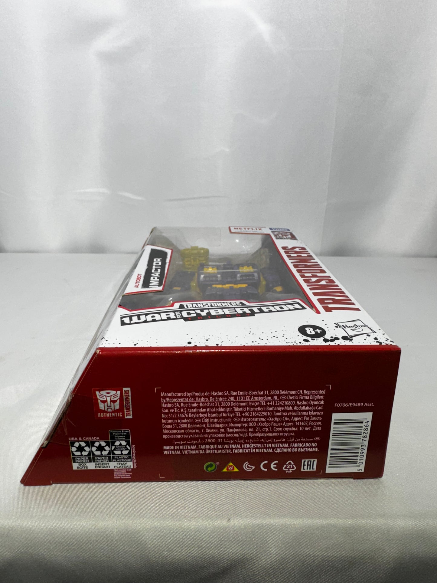 Transformers War for Cybertron Netflix Trilogy Deluxe Class Autobot Impactor action figure